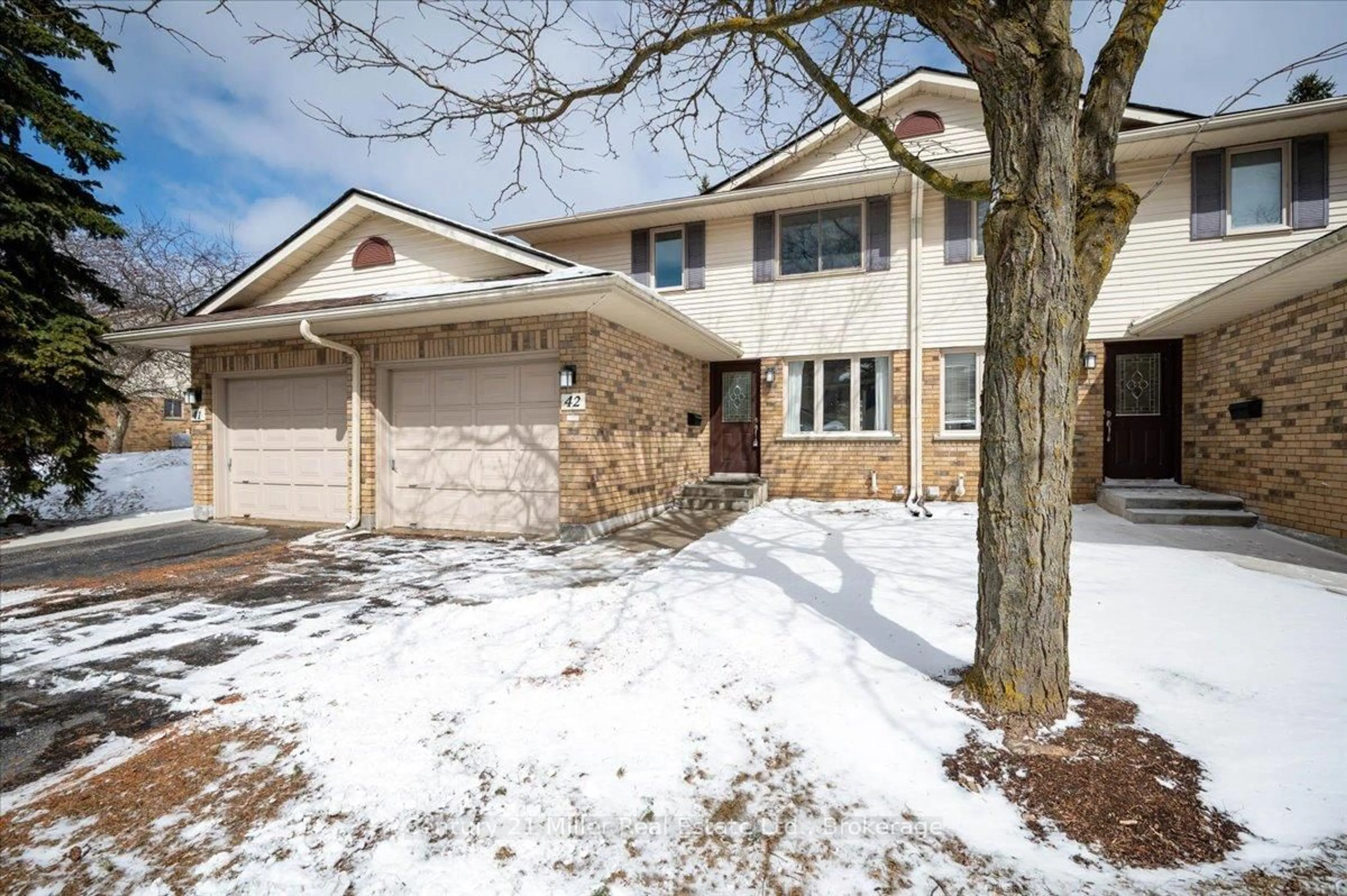 Home with brick exterior material, street for 375 Kingscourt Dr #42, Waterloo Ontario N2K 3N7