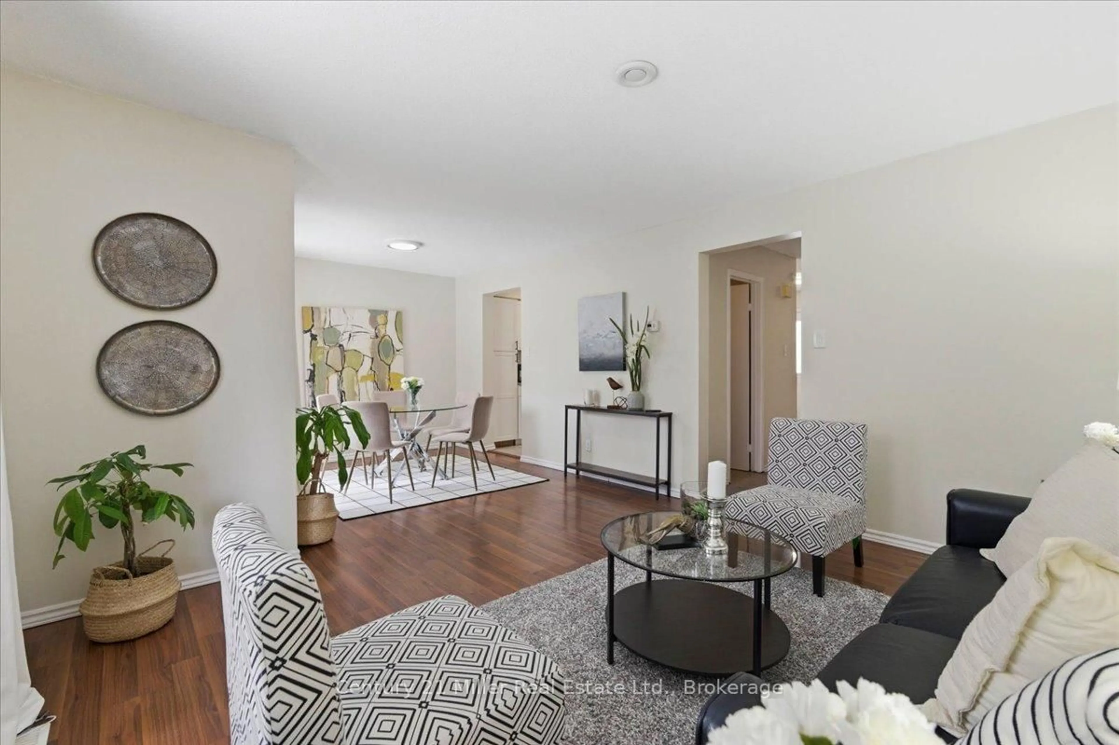 Living room with furniture, unknown for 375 Kingscourt Dr #42, Waterloo Ontario N2K 3N7