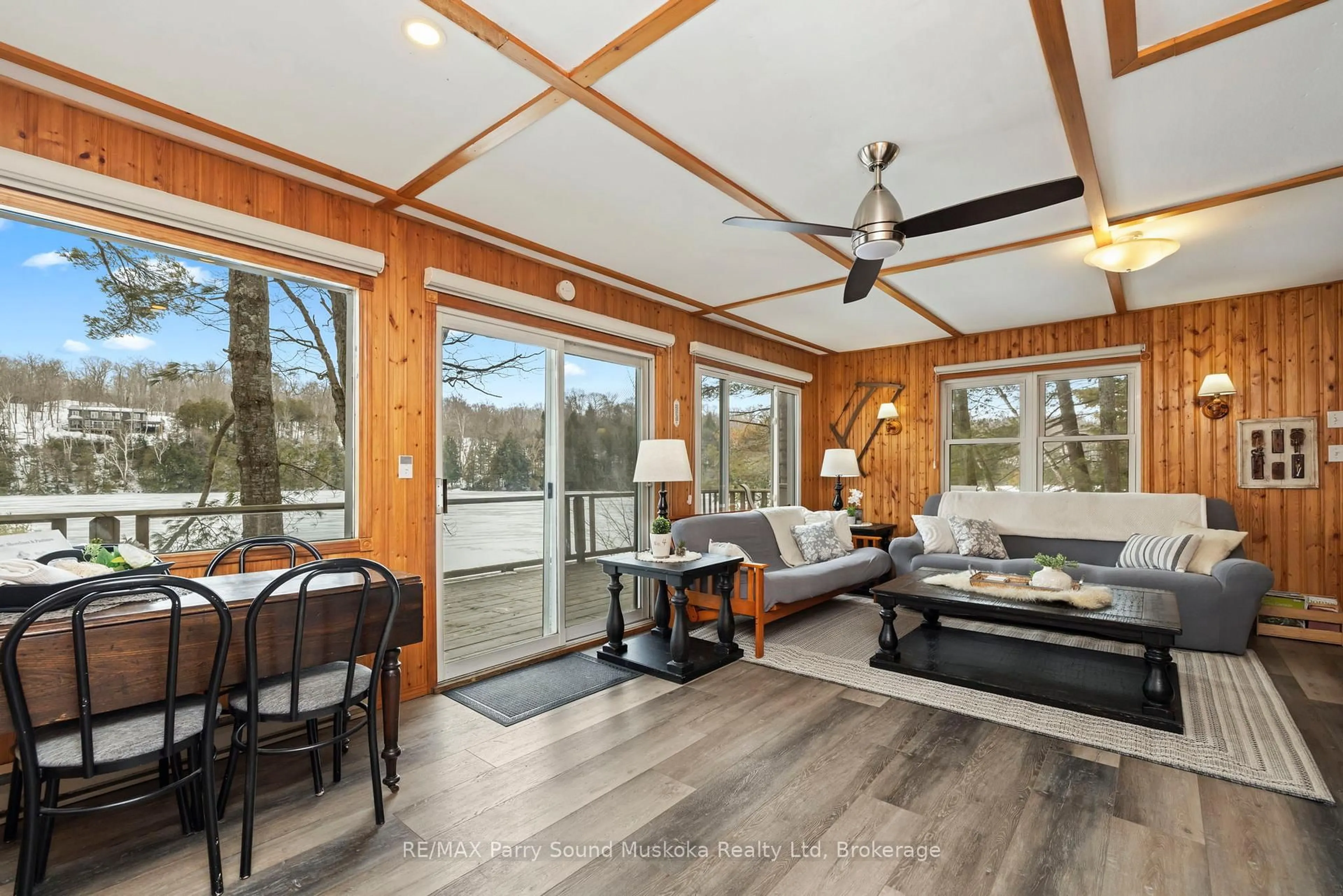 Unknown for 4 Post Lane, Seguin Ontario P2A 2W8