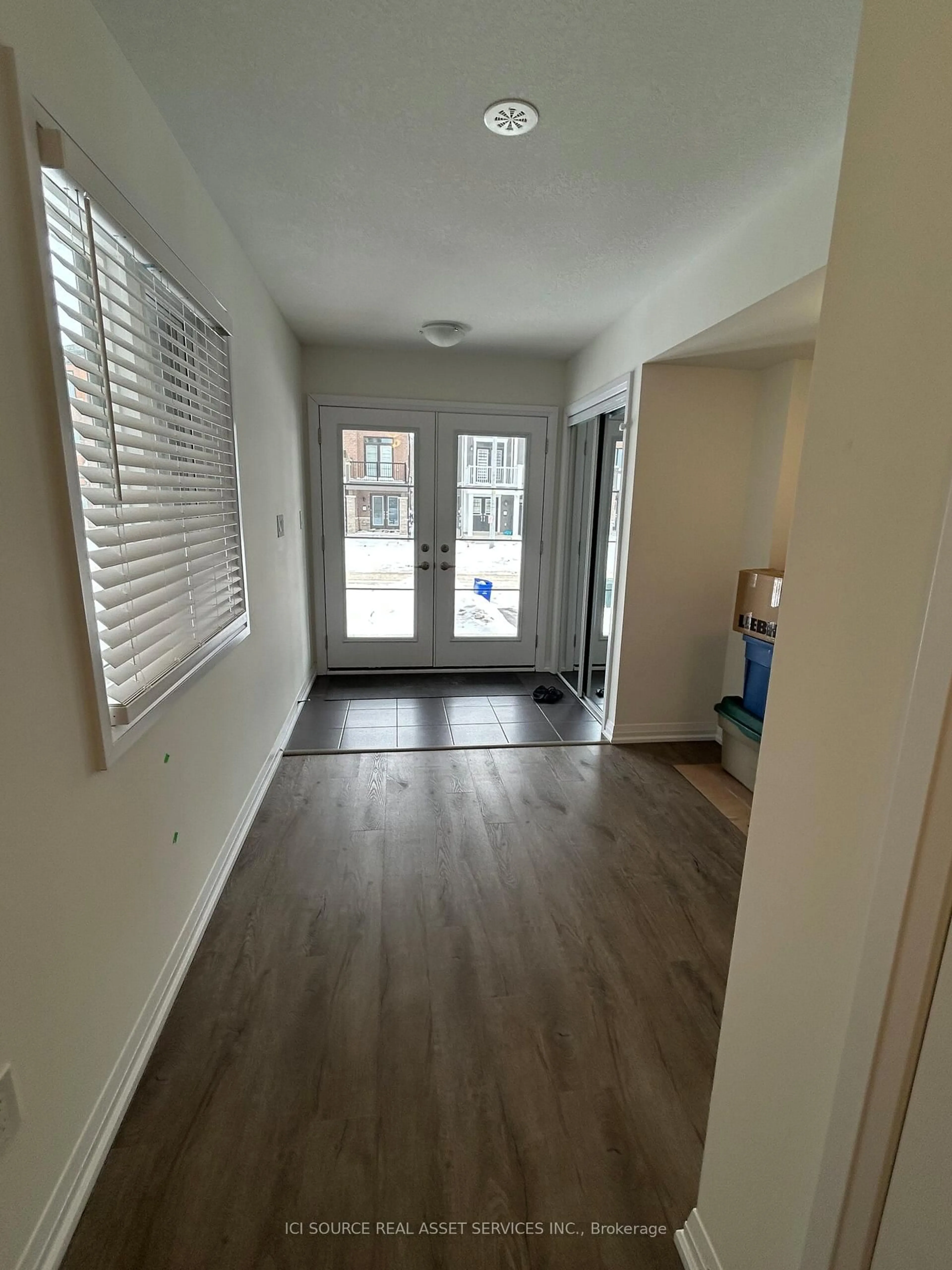 A pic of a room for 8 Kensington Rd, Haldimand Ontario N3W 0J9