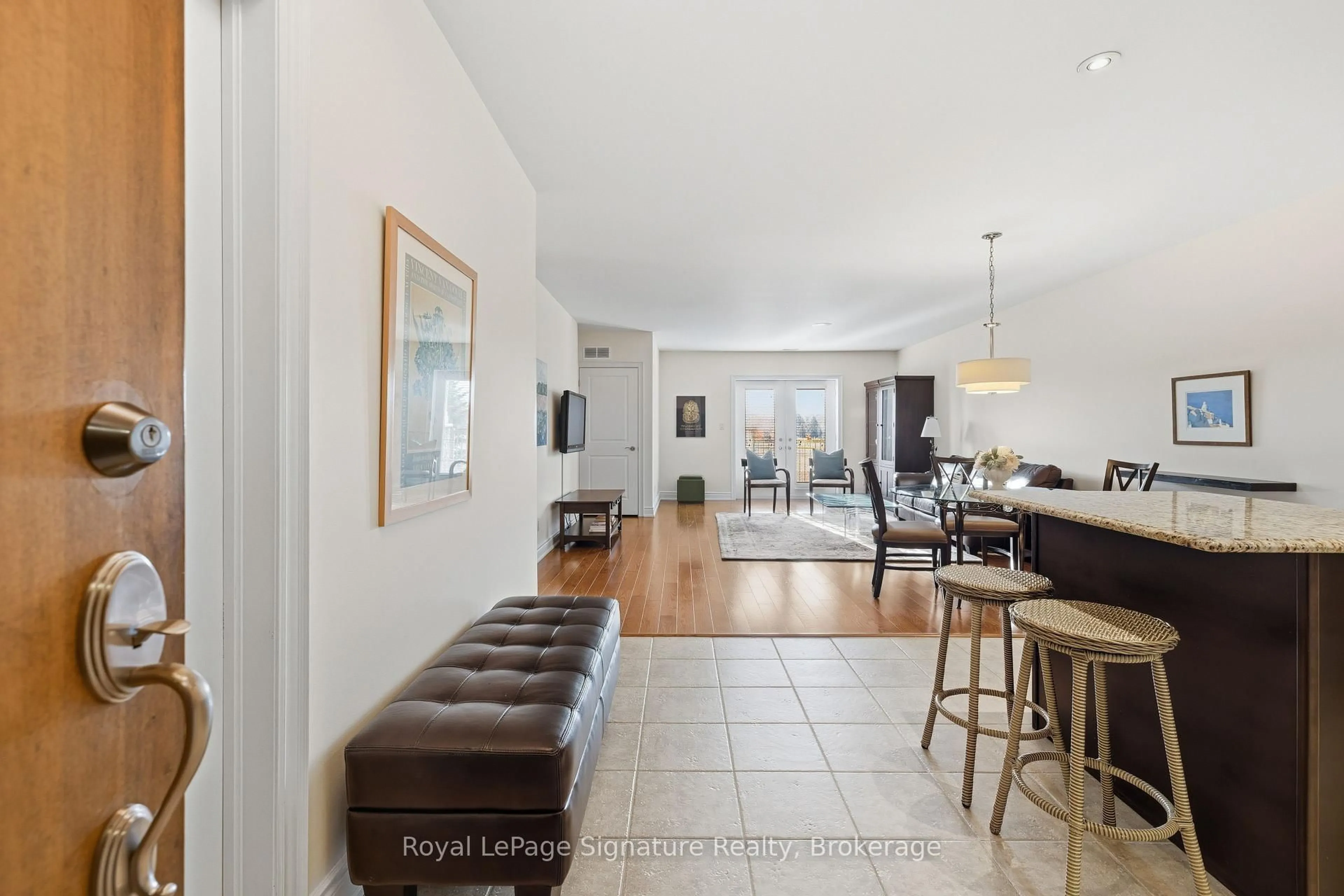 Unknown for 27 Beaver St #207, Blue Mountains Ontario N0H 2P0