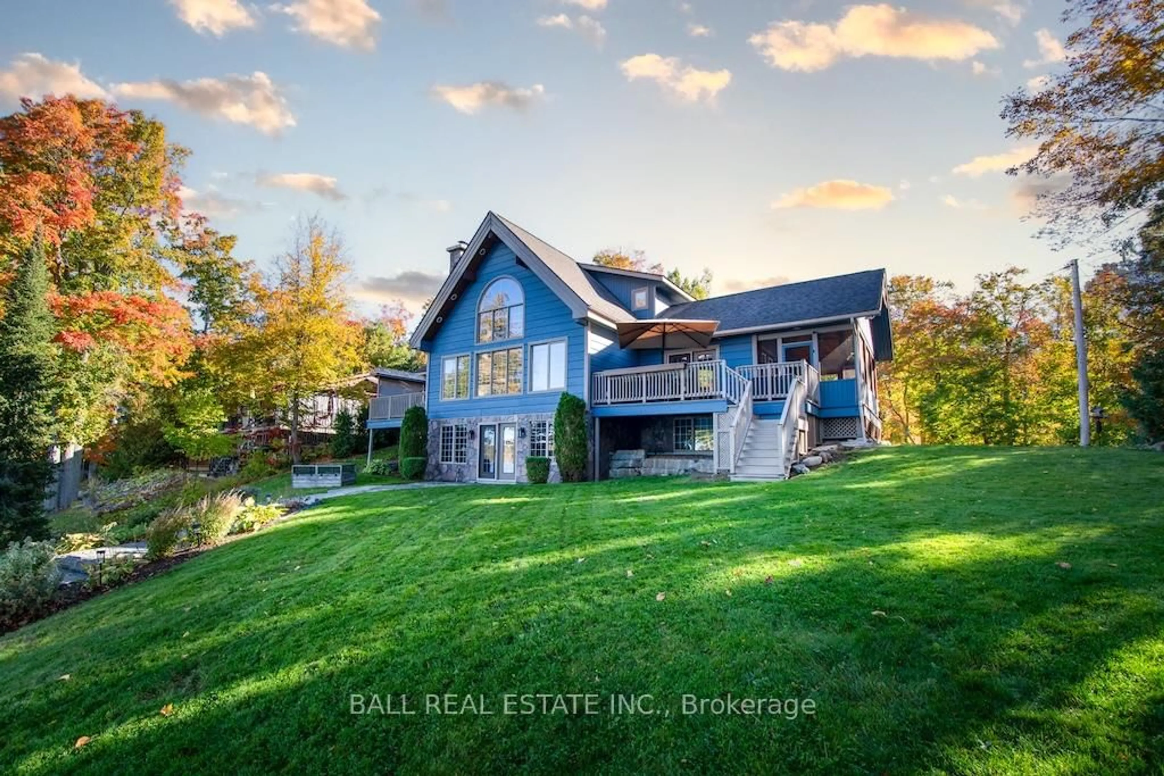 A pic from outside/outdoor area/front of a property/back of a property/a pic from drone, water/lake/river/ocean view for 1634 Eland Crt, Selwyn Ontario K0L 2H0