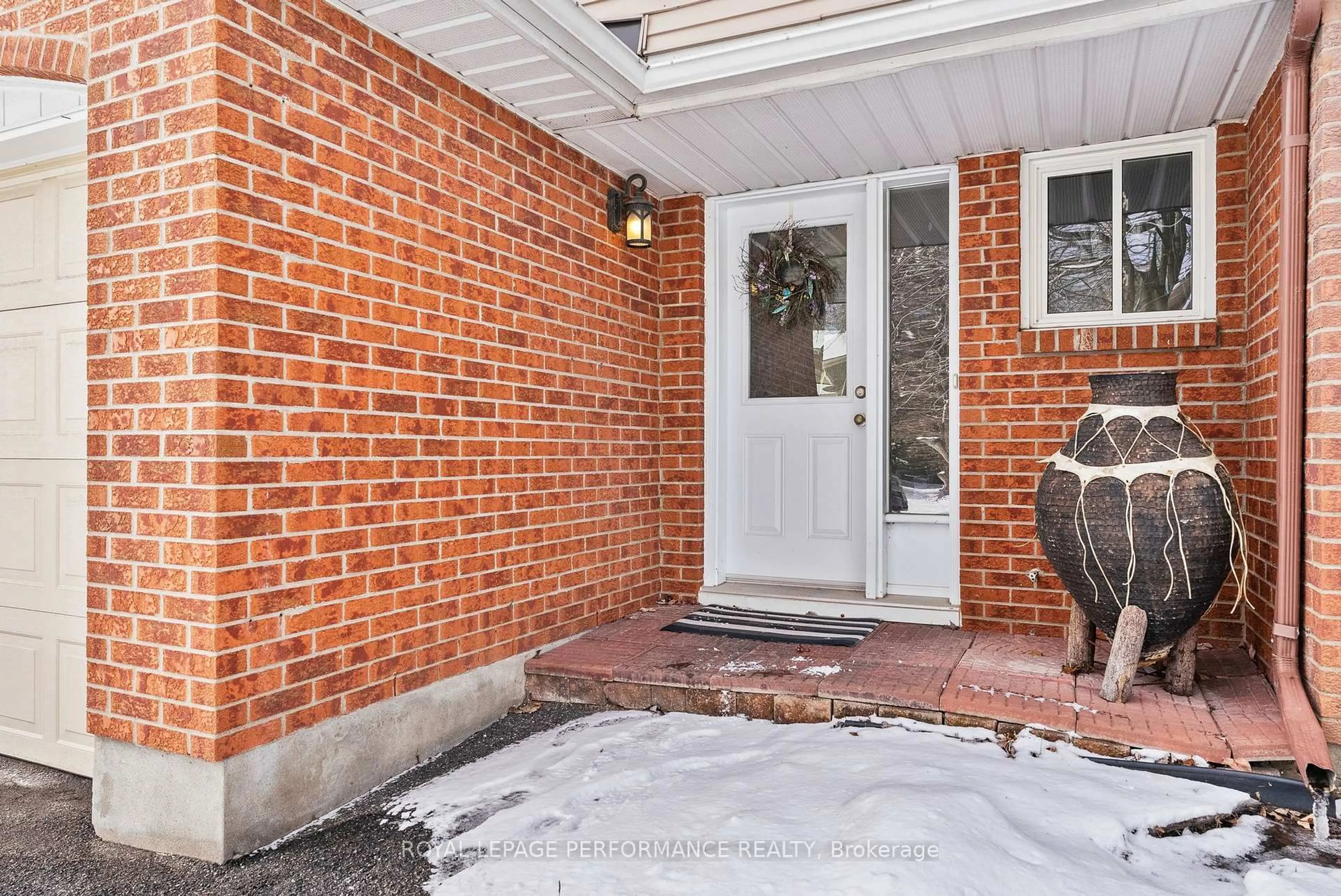 Unknown for 6919 Du Bois Ave, Ottawa Ontario K1C 5L3