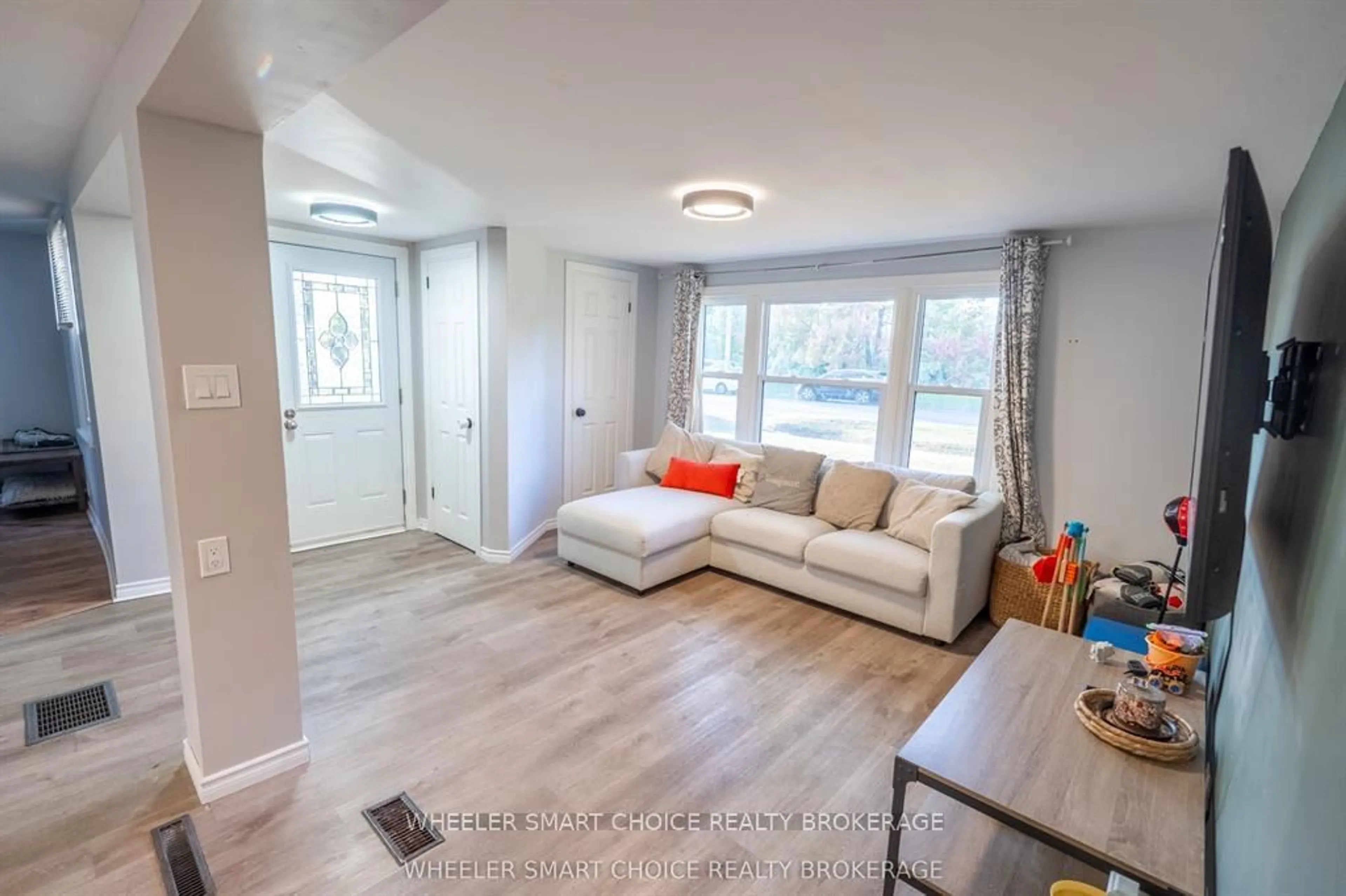 Living room with furniture, unknown for 15904 Manning Rd, South Stormont Ontario K0C 1M0