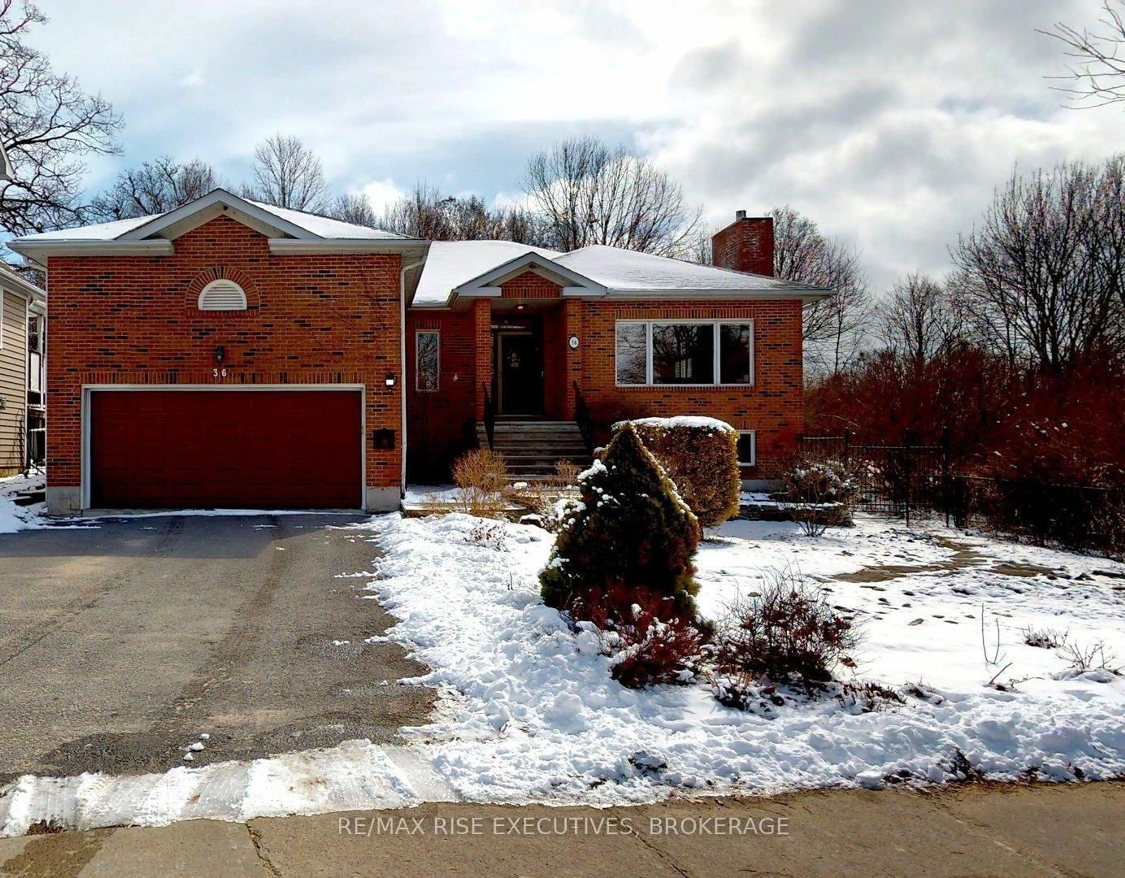 Home with brick exterior material, street for 36 Kenwoods Circ, Kingston Ontario K7K 6Y1