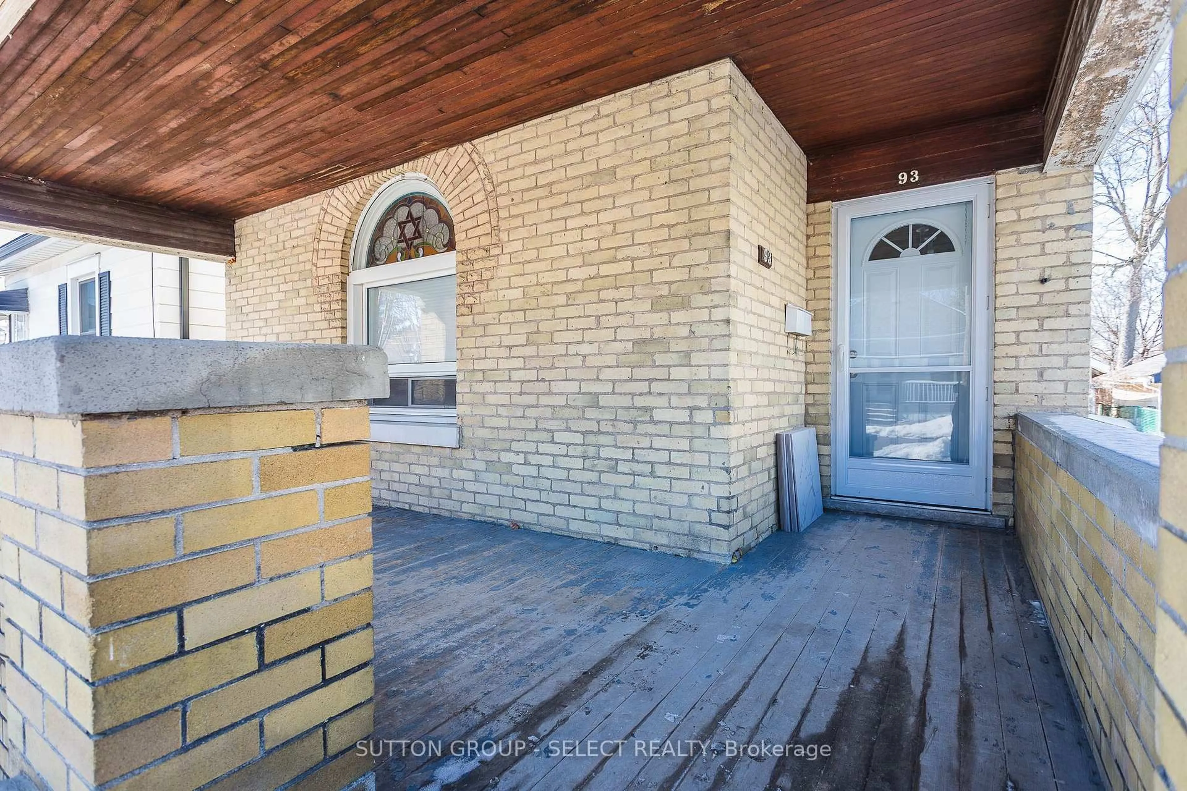 Unknown for 93 Dillabough St, London East Ontario N5Z 2B9