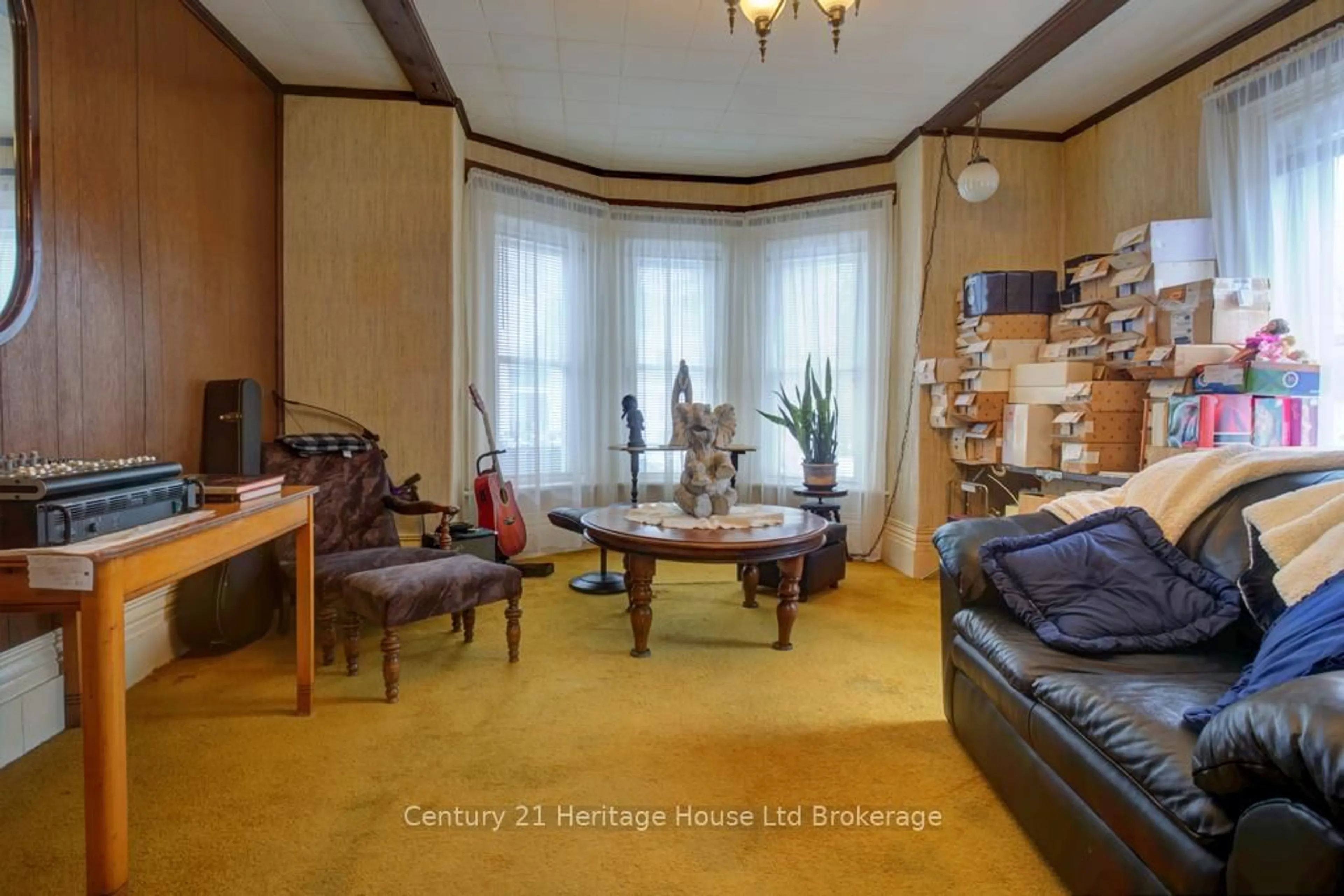 Living room with furniture, unknown for 242 Wonham St, Ingersoll Ontario N5C 2Z6