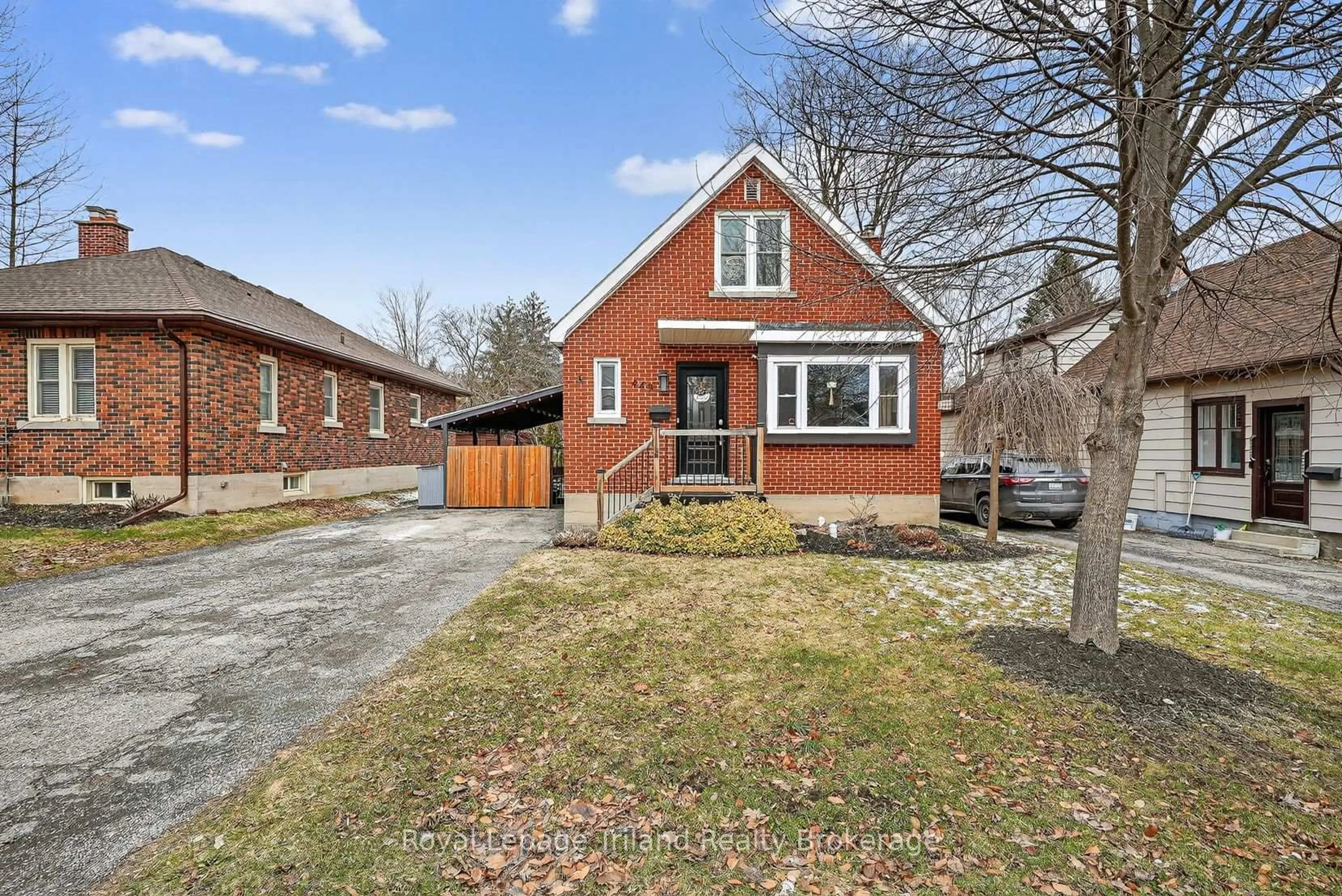 Home with brick exterior material, street for 449 Brant St, Woodstock Ontario N4S 5J3