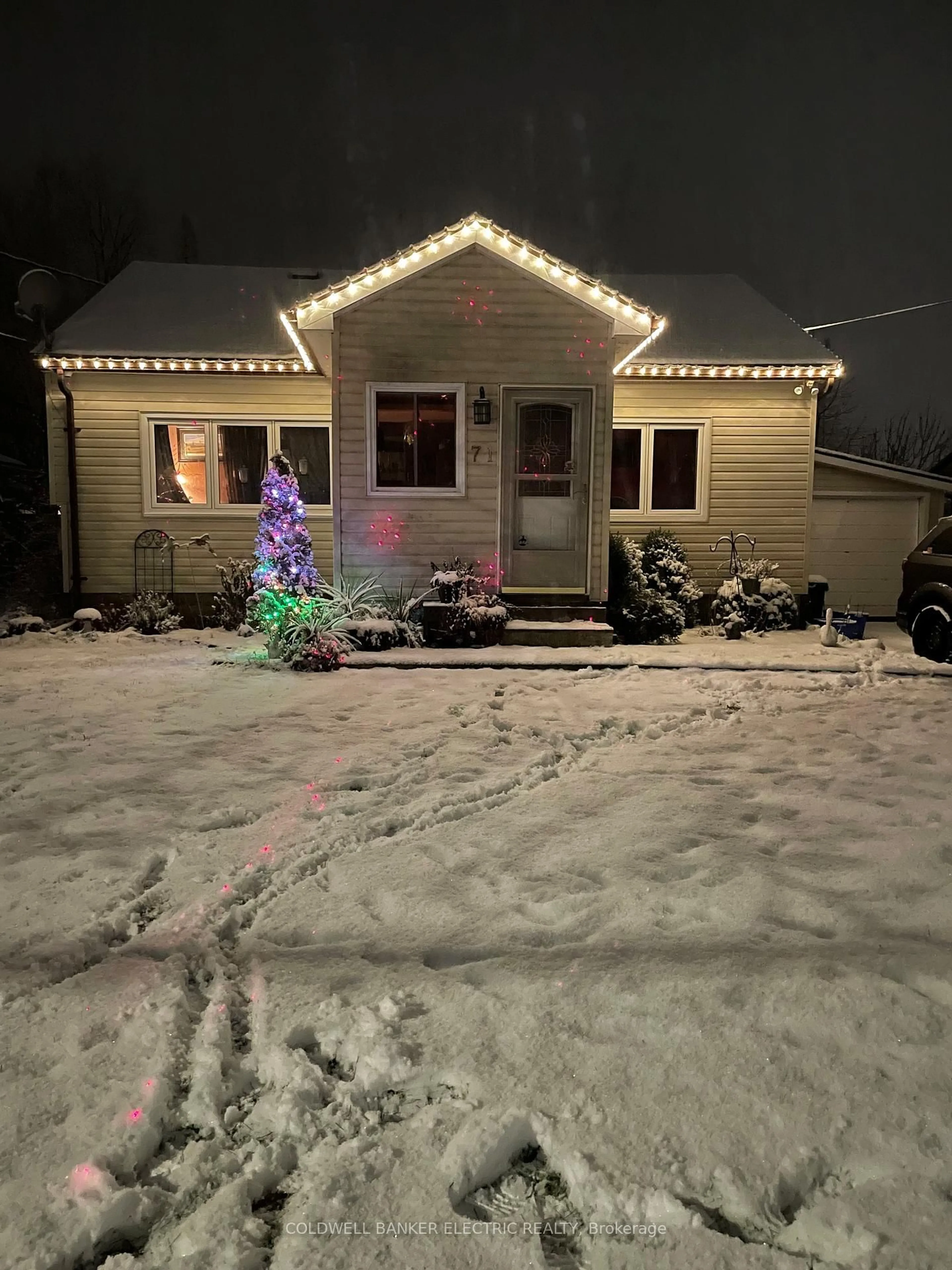 Unknown for 71 Bursthall St #PO box 677, Limoges Ontario K0K 2M0