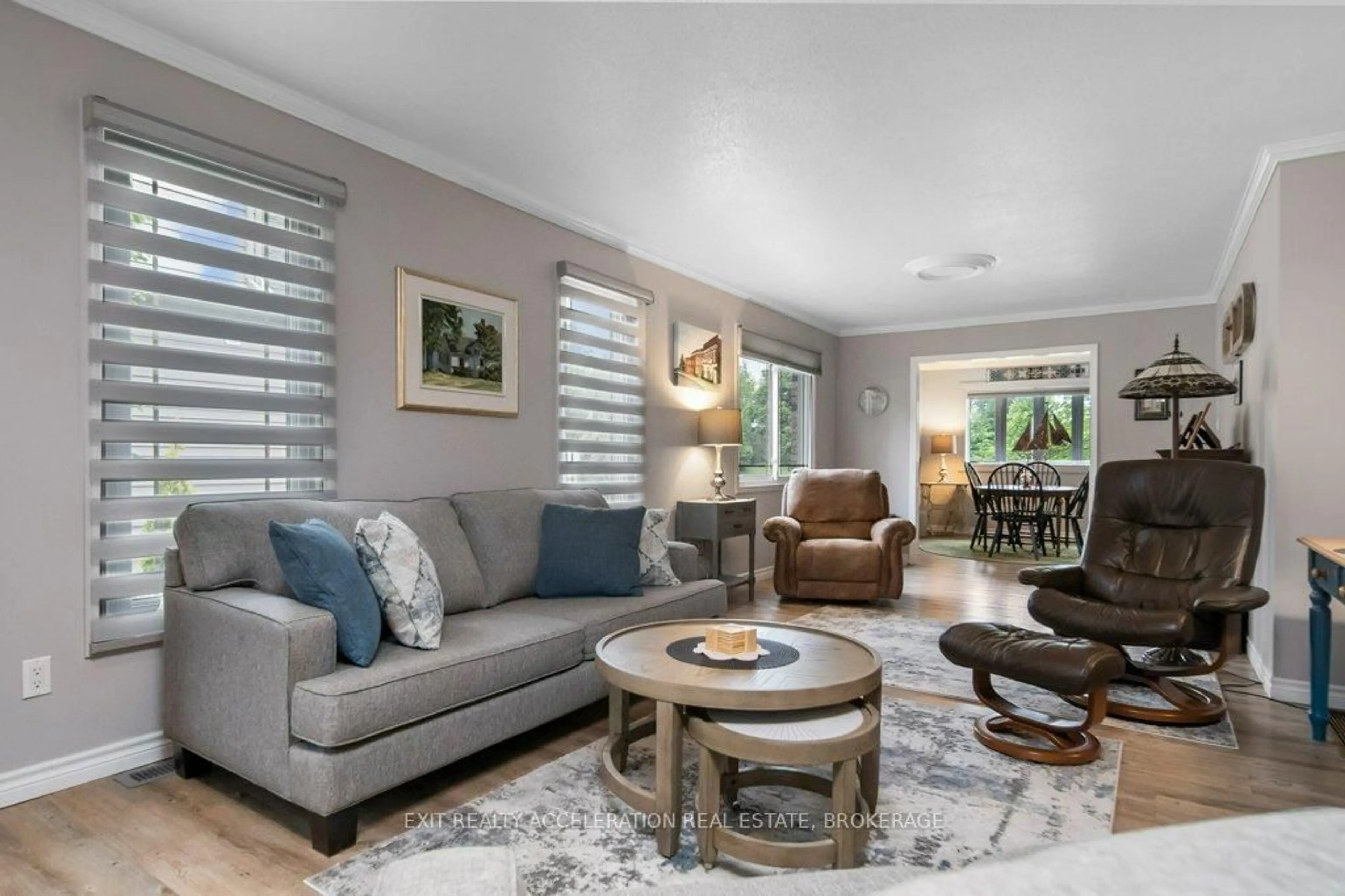 Living room with furniture, unknown for 252 Bridge St, Greater Napanee Ontario K7R 3S8