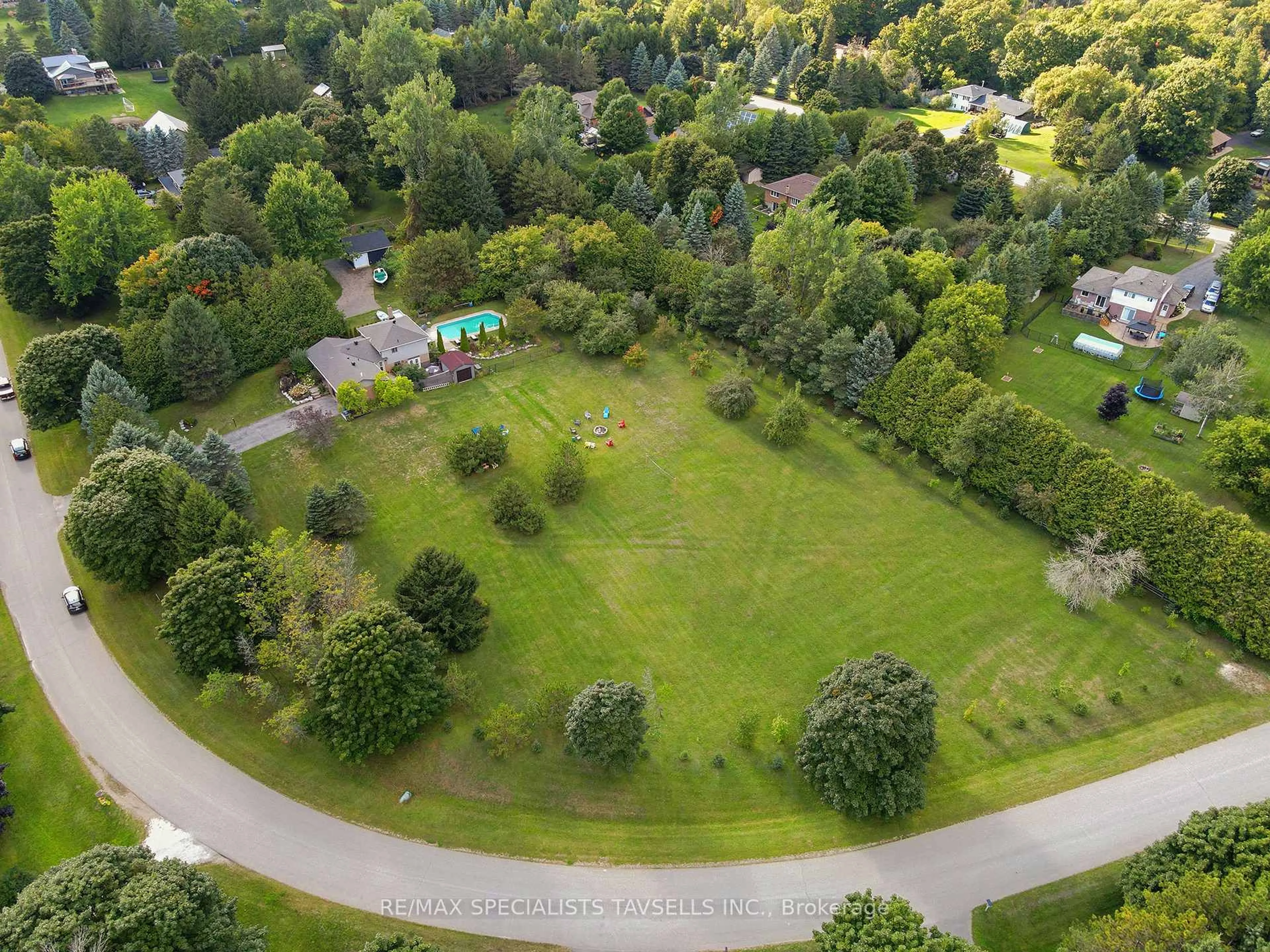 A pic from outside/outdoor area/front of a property/back of a property/a pic from drone, forest/trees view for 23 Mckibbon Ave, Amaranth Ontario L9W 5M2