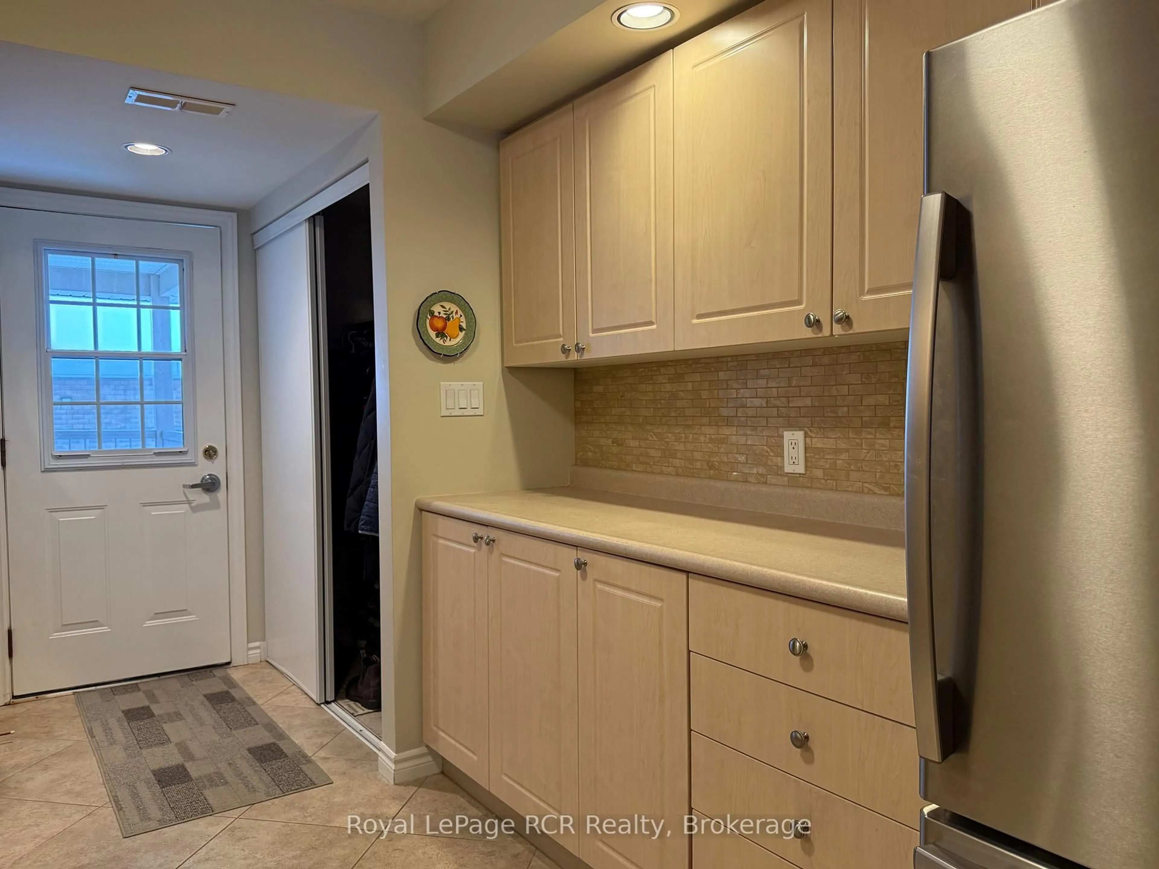 Unknown for 1550 12TH Ave #203, Owen Sound Ontario N4K 6Z3