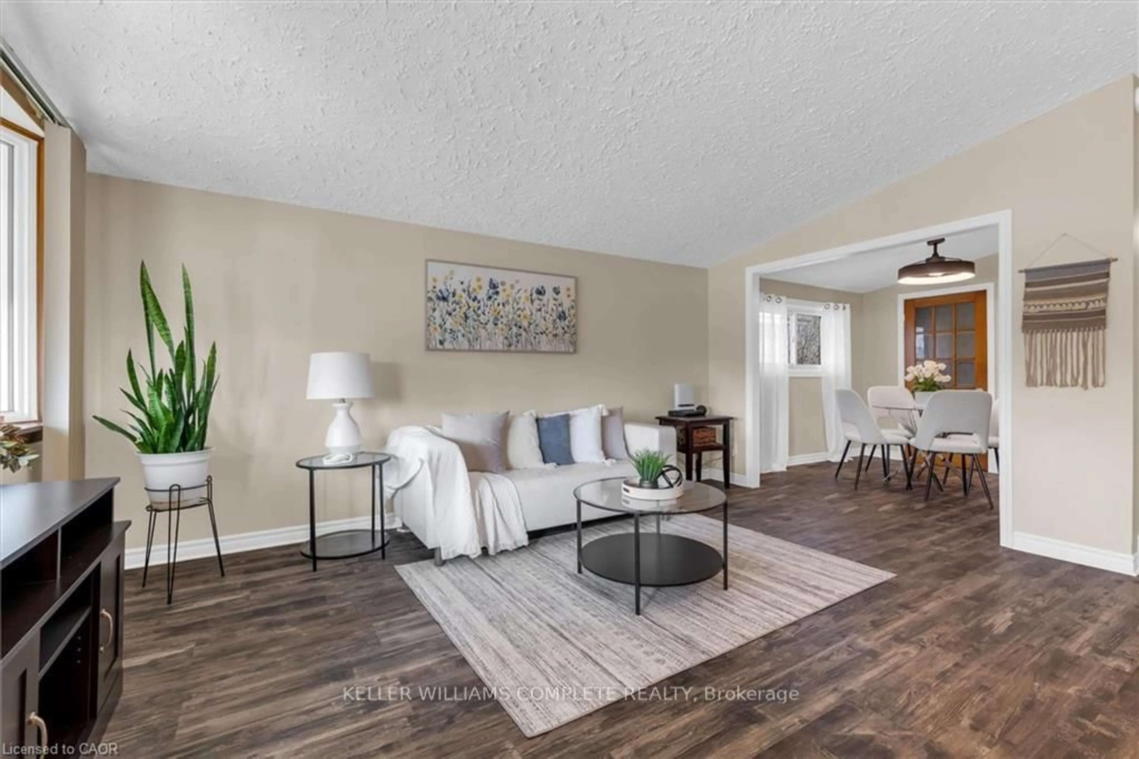 Living room with furniture, unknown for 77 Lawfield Dr, Hamilton Ontario L8V 4C6