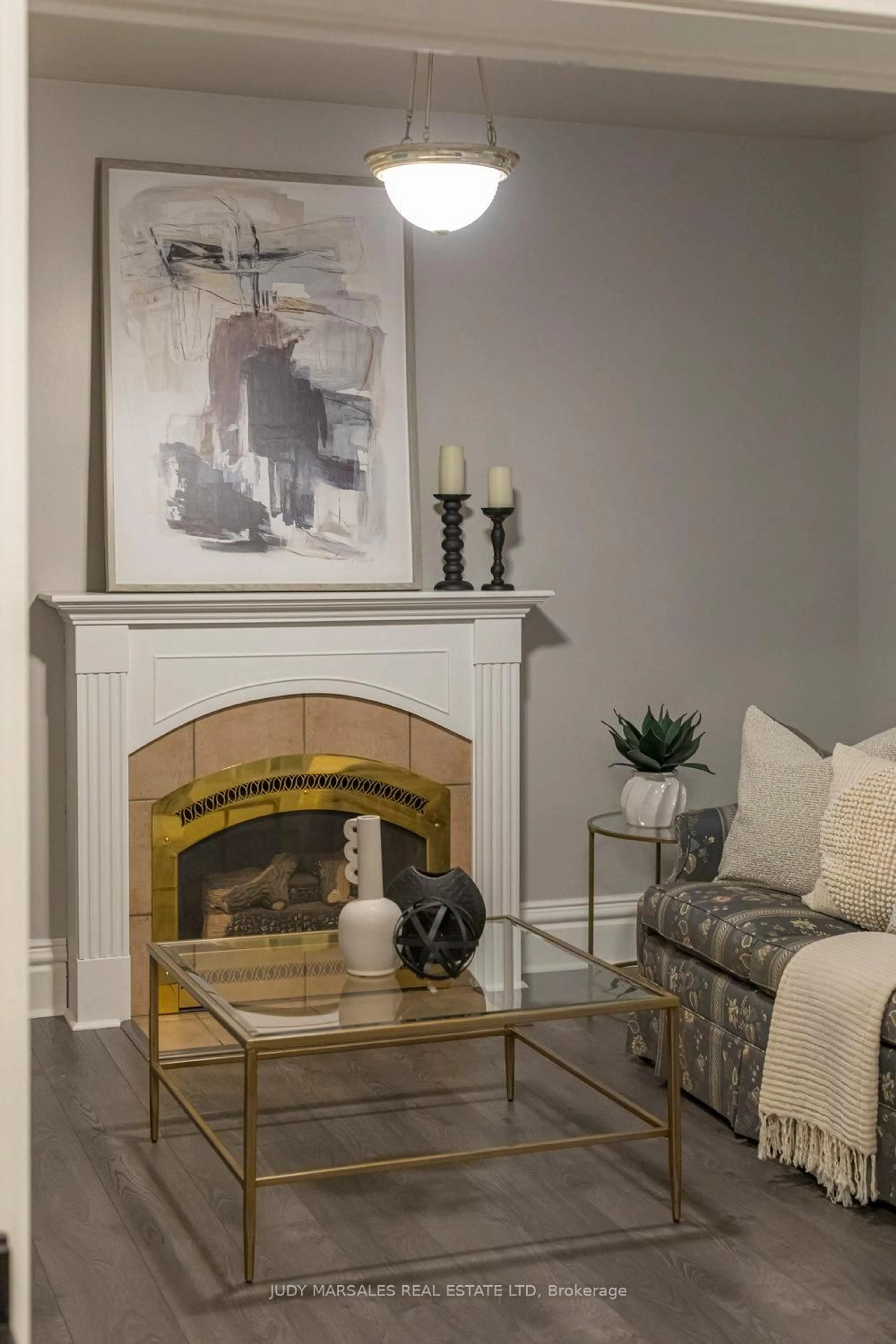 Living room with furniture, unknown for 90 Blake St, Hamilton Ontario L8M 2S6