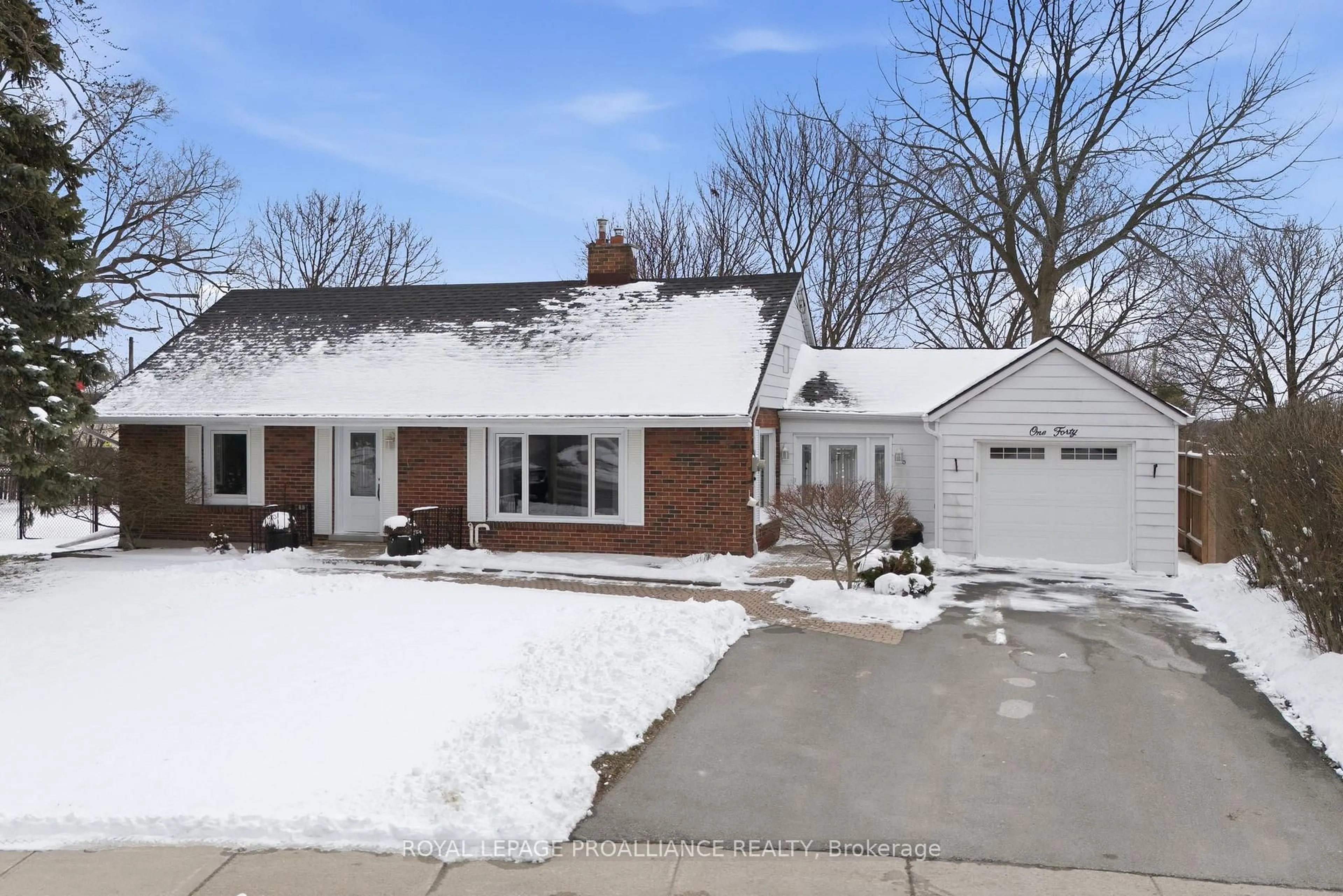 Home with brick exterior material, street for 140 Hastings Dr, Belleville Ontario K8N 1J5