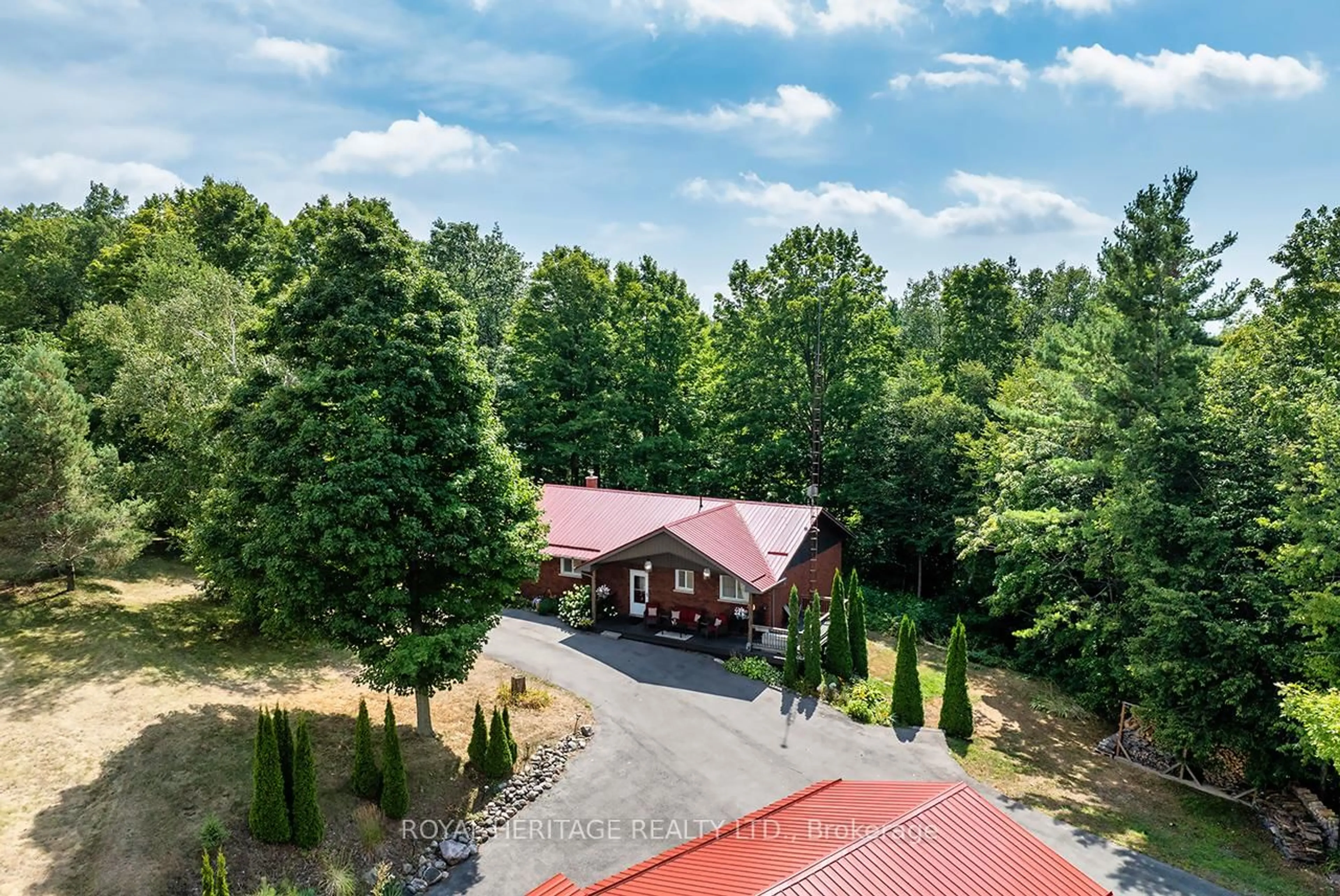A pic from outside/outdoor area/front of a property/back of a property/a pic from drone, mountain view for 601 Clouston Rd, Alnwick/Haldimand Ontario K0K 1C0