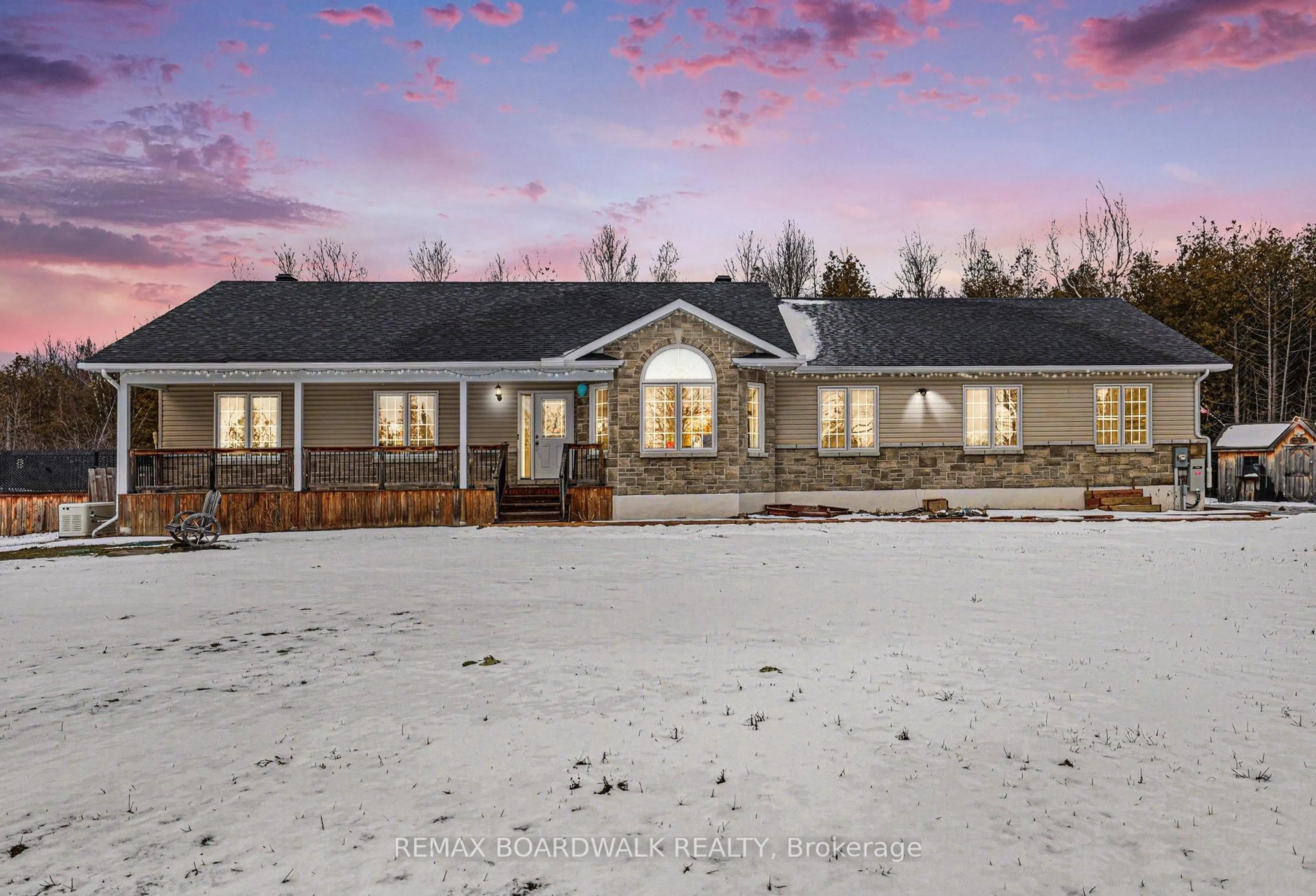 A pic from outside/outdoor area/front of a property/back of a property/a pic from drone, unknown for 264 Ejs Lane, Smiths Falls Ontario K7A 4S7