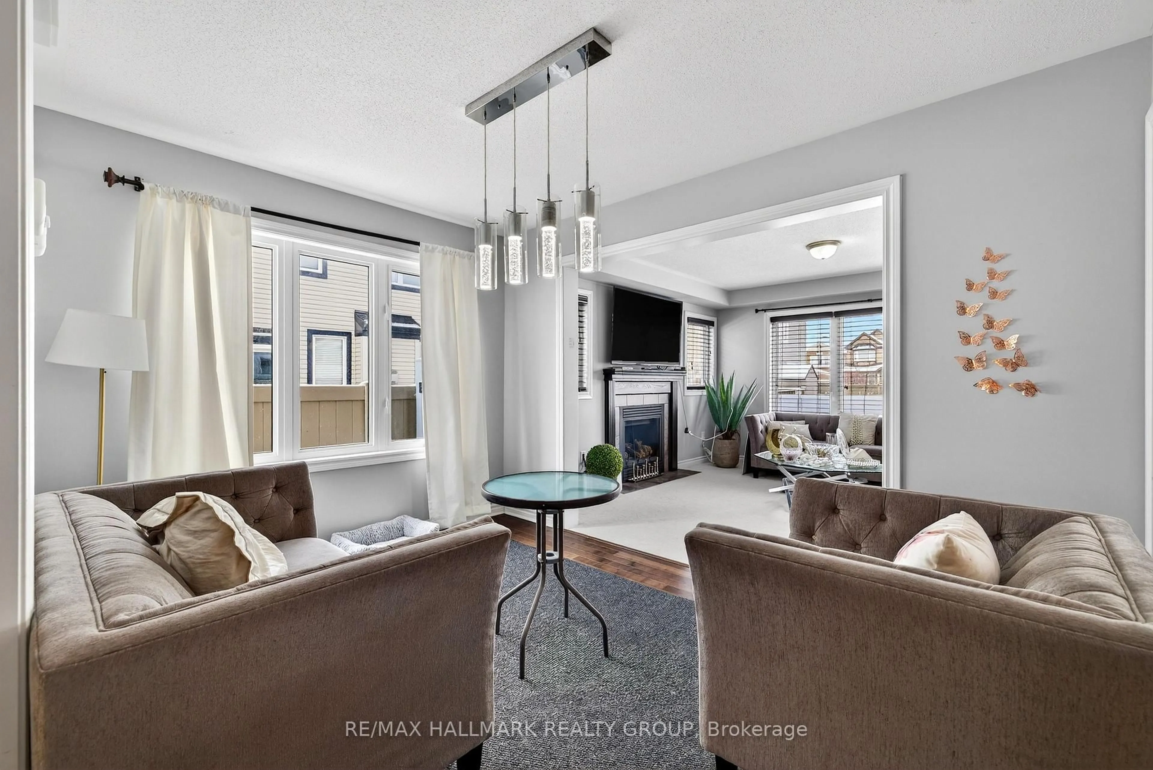 Living room with furniture, unknown for 81 Switch Grass Cres, Ottawa Ontario K2J 5Z3