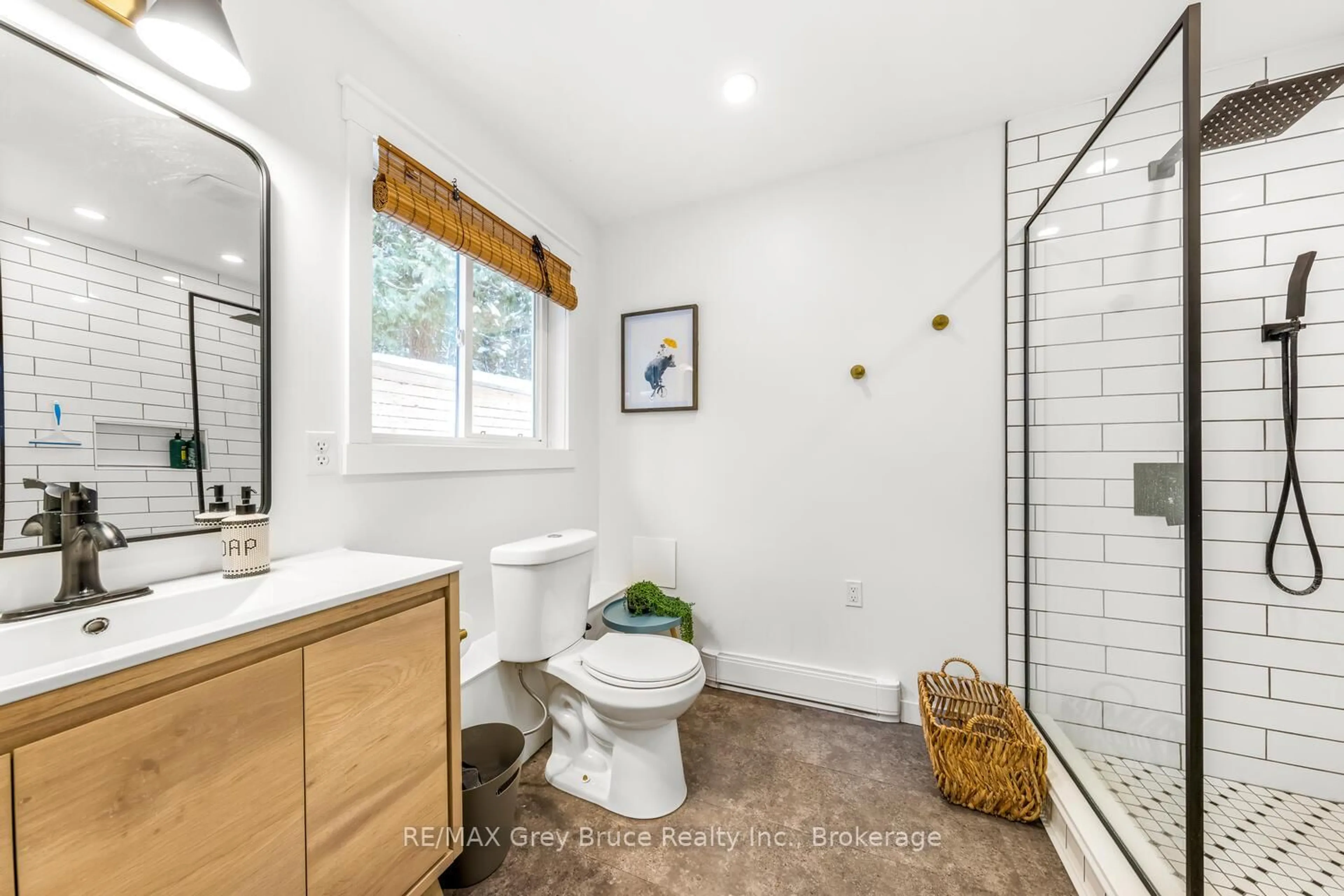 Standard bathroom, ceramic/tile floor for 32 Sandy Pines Tr, South Bruce Peninsula Ontario N0H 2G0