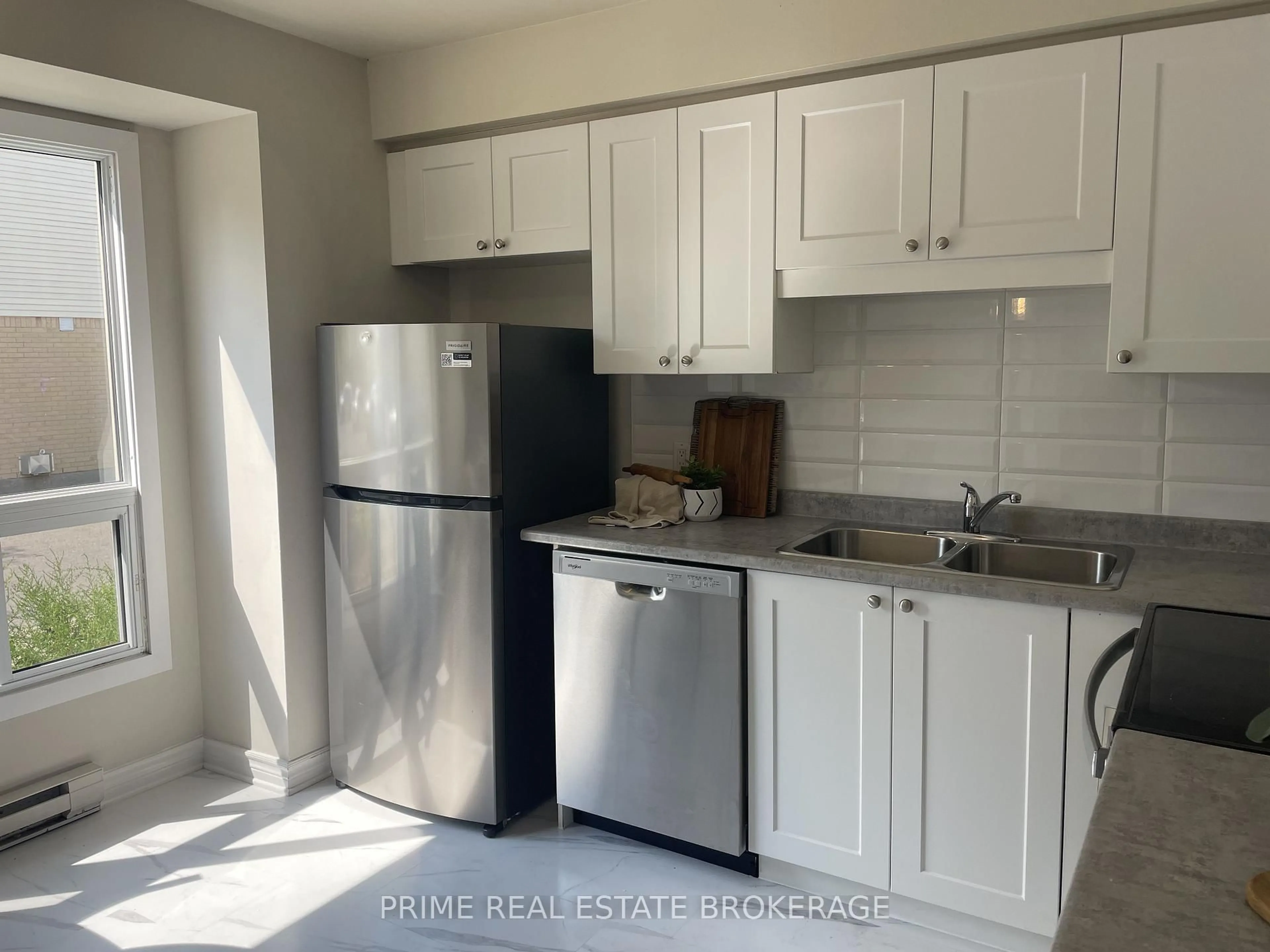 Standard kitchen, unknown for 355 Sandringham Cres #44, London South Ontario N6C 5K3