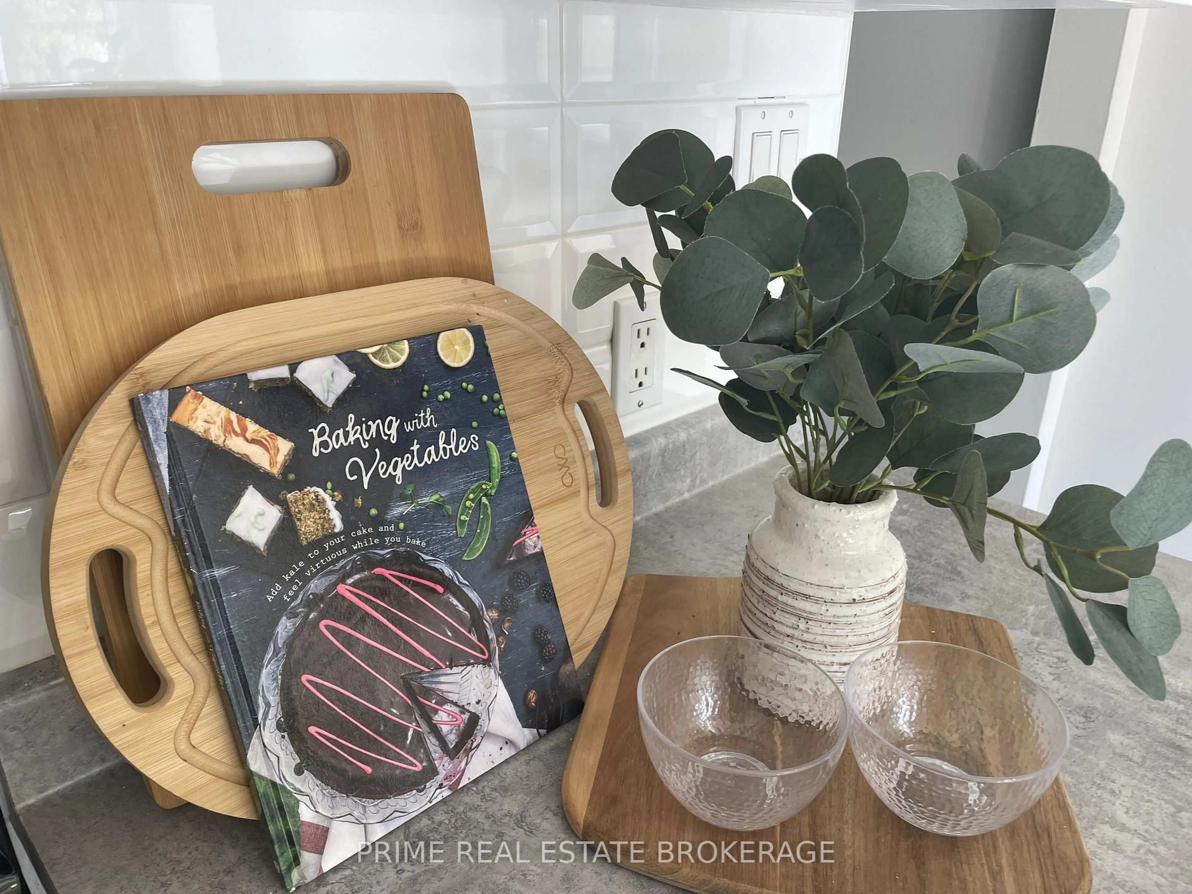 Rustic kitchen, unknown for 355 Sandringham Cres #44, London South Ontario N6C 5K3