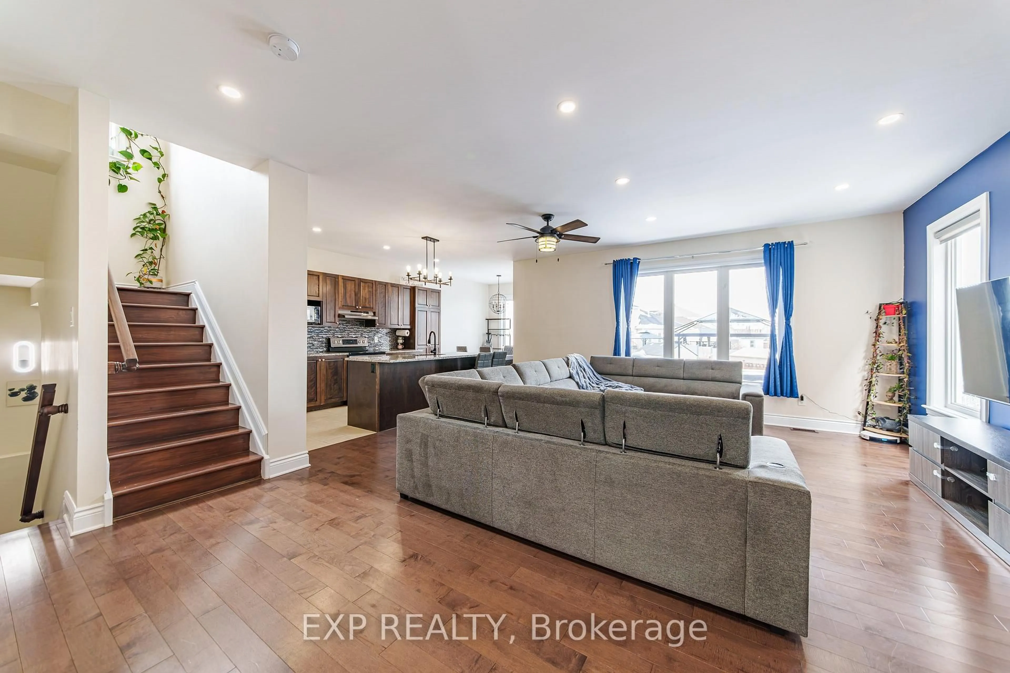 Unknown for 106 Bert Hall St, Arnprior Ontario K7S 0G9