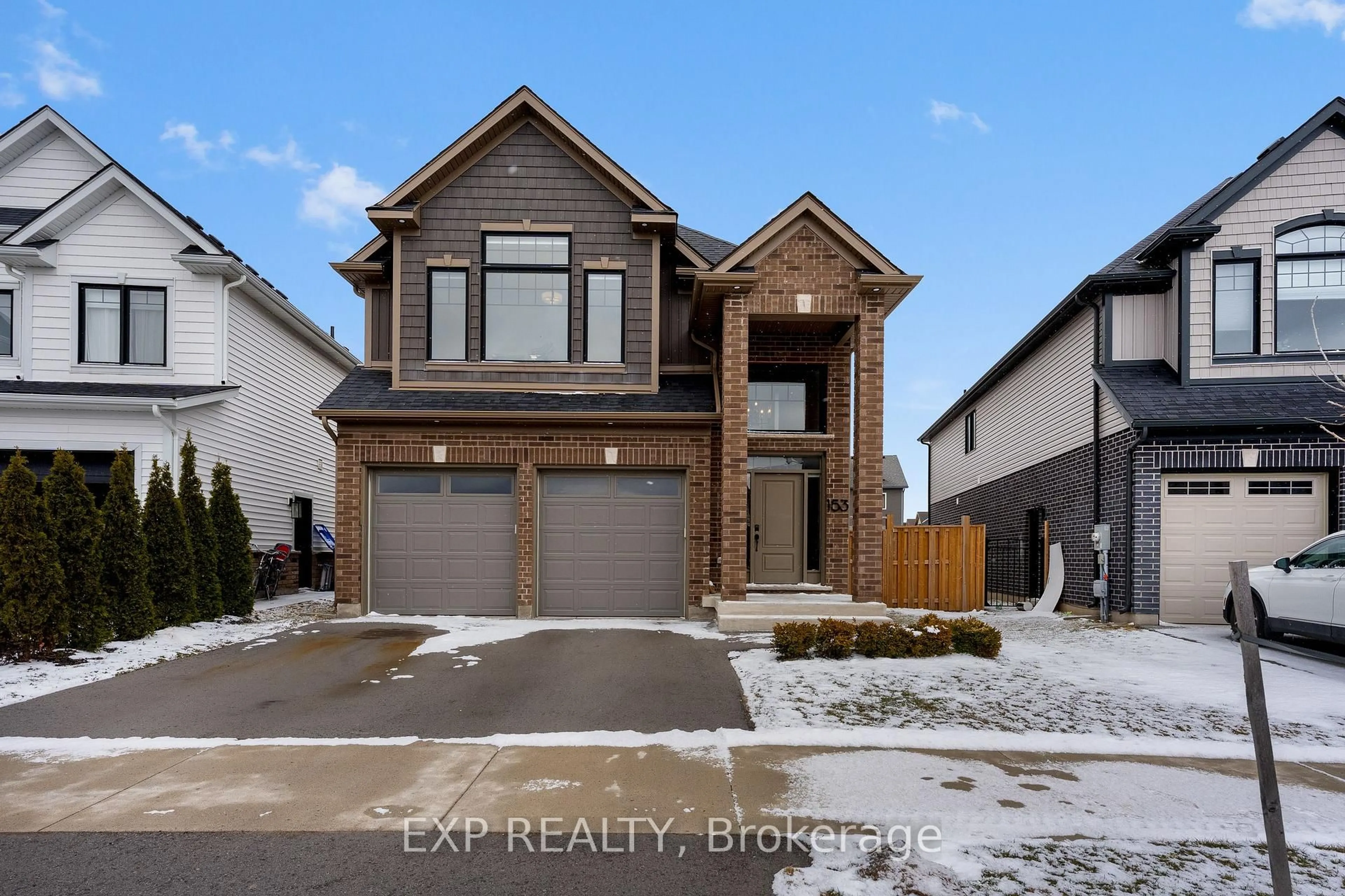 Home with brick exterior material, street for 153 Susan Dr, Pelham Ontario L3E 0B2