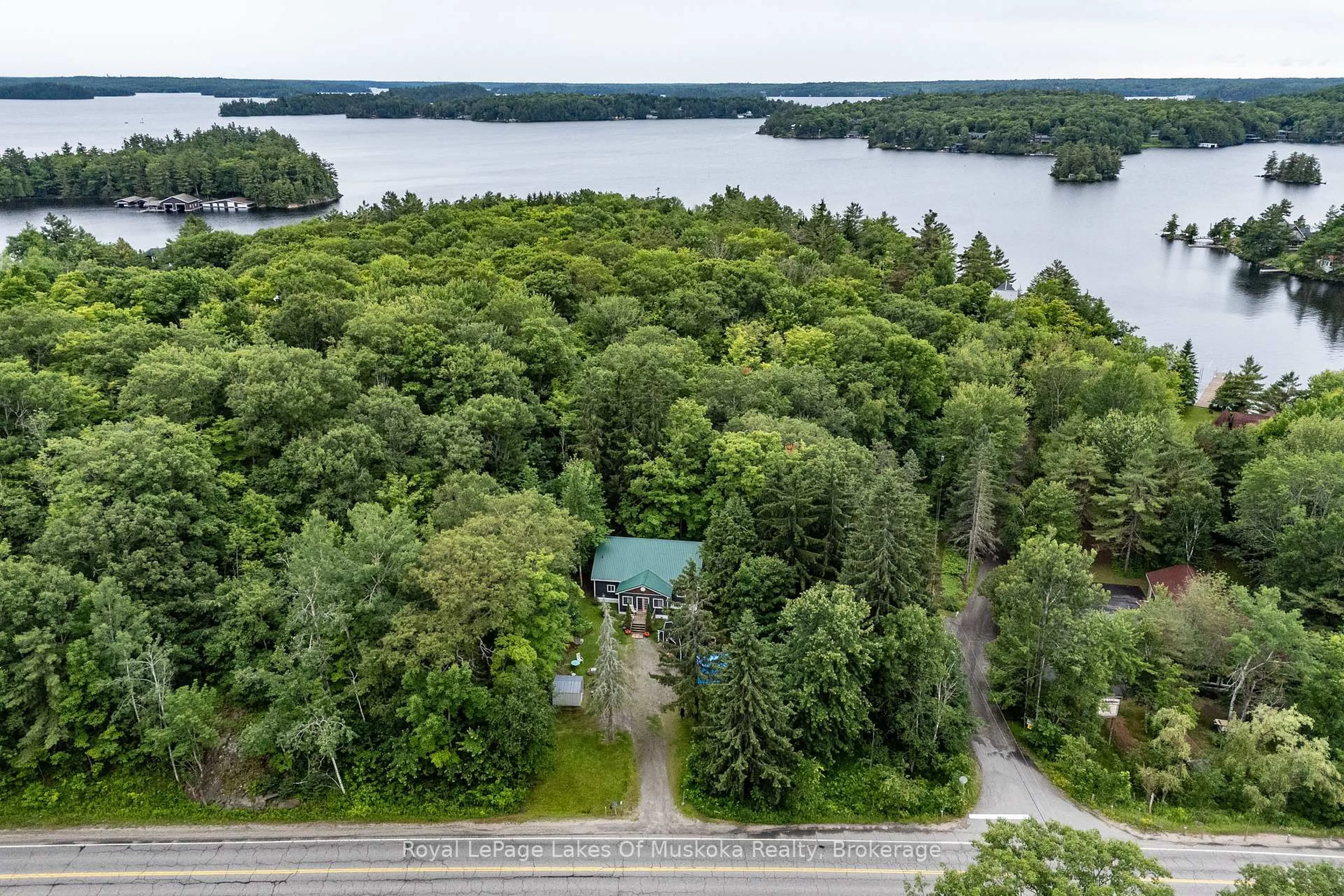 A pic from outside/outdoor area/front of a property/back of a property/a pic from drone, water/lake/river/ocean view for 2709 Muskoka District 118 Rd, Muskoka Lakes Ontario P0B 1J0
