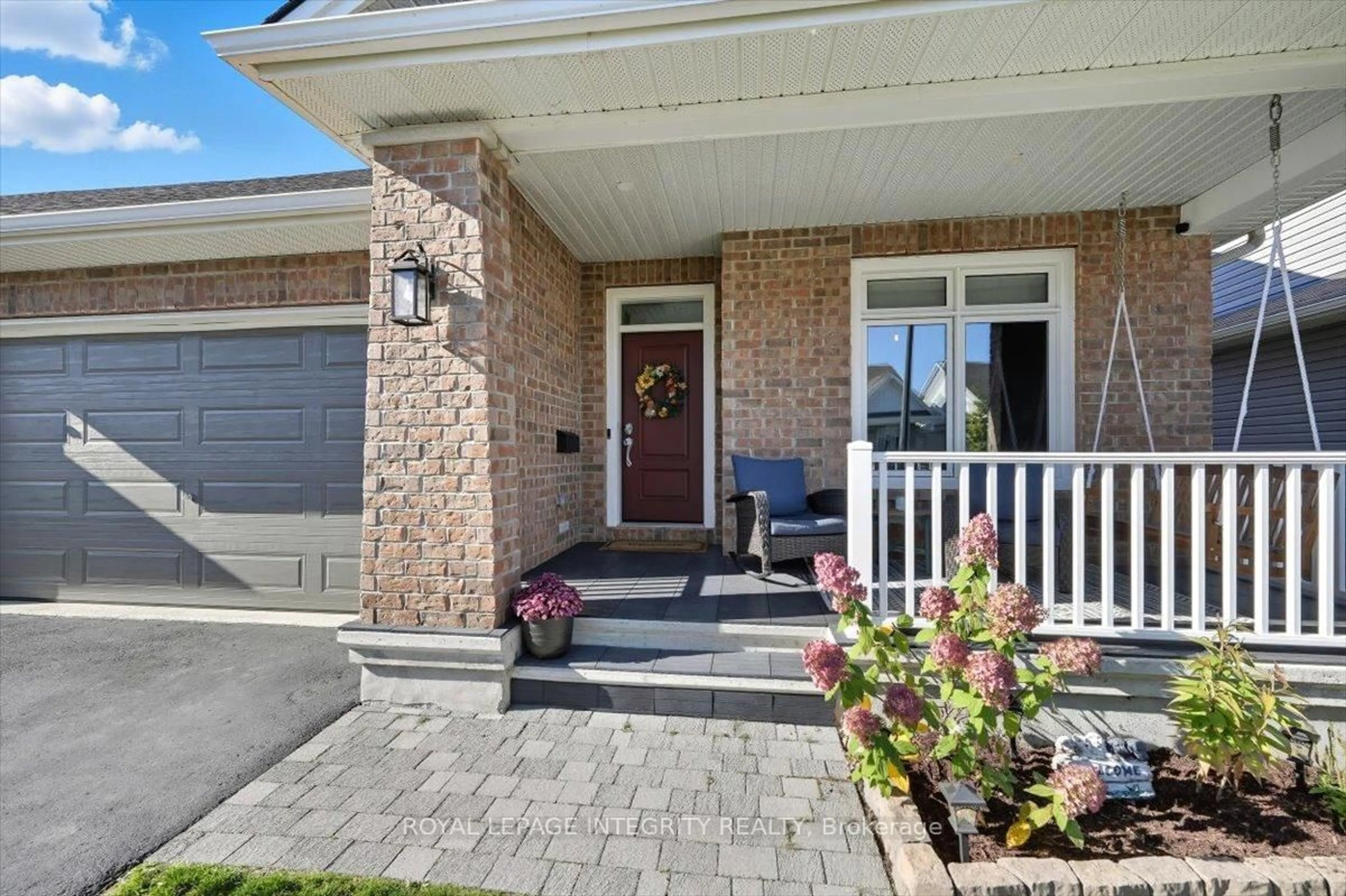 Home with brick exterior material, street for 819 Tewin Circ, Orleans Ontario K4A 1K2