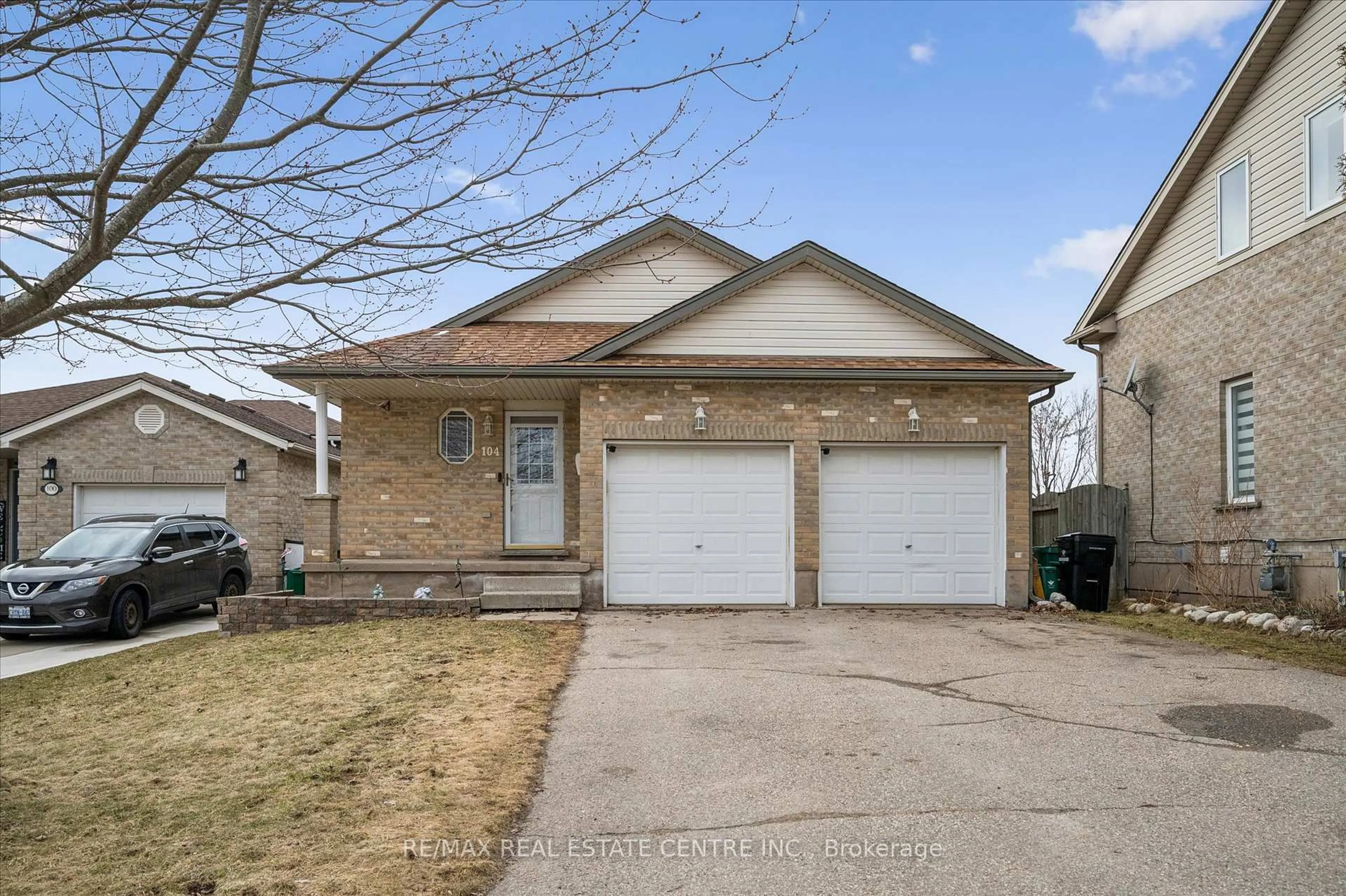 Home with brick exterior material, street for 104 Kent St, Cambridge Ontario N1S 4H2