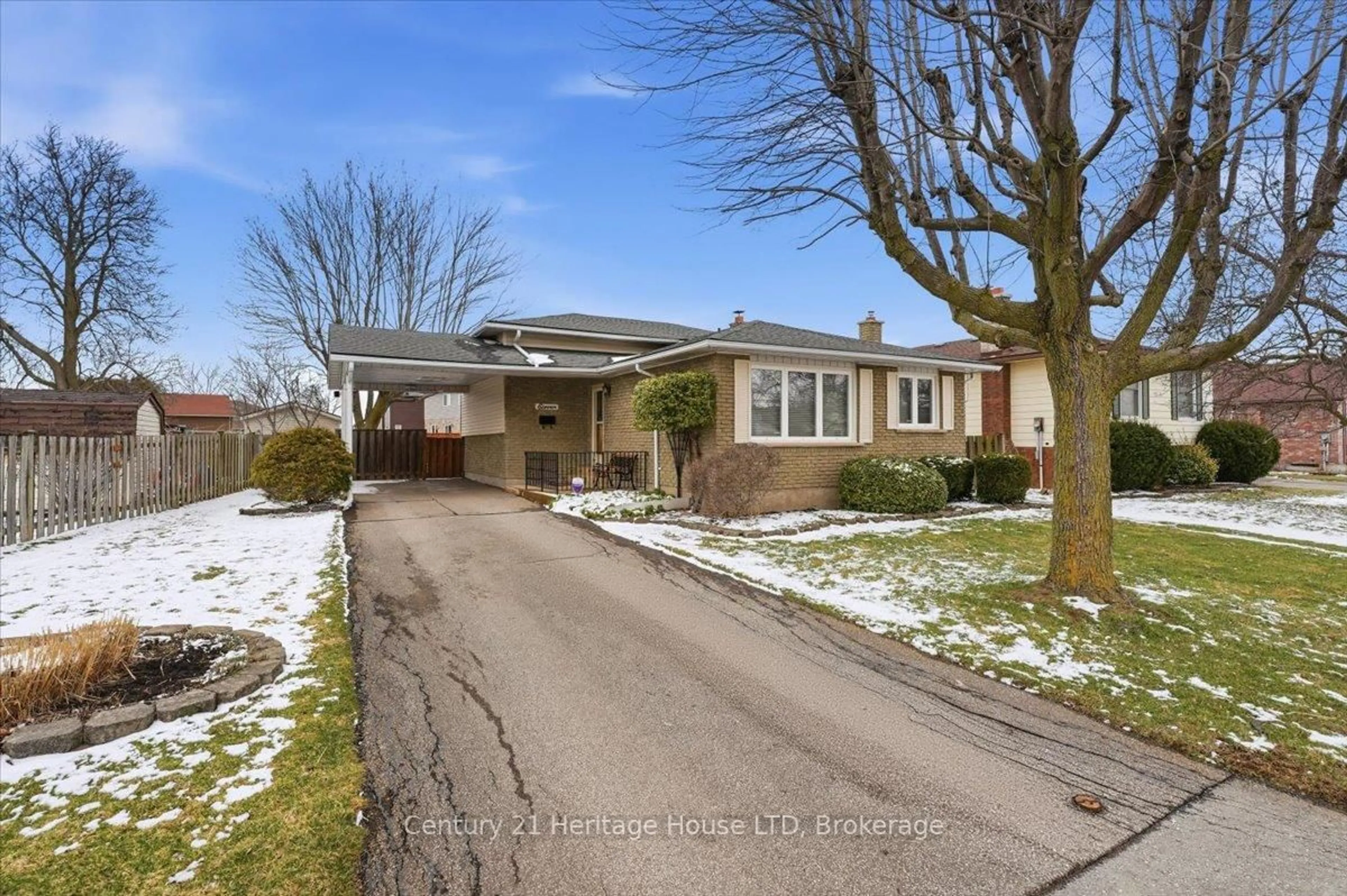 Unknown for 11 Robert St, Welland Ontario L3B 5T8