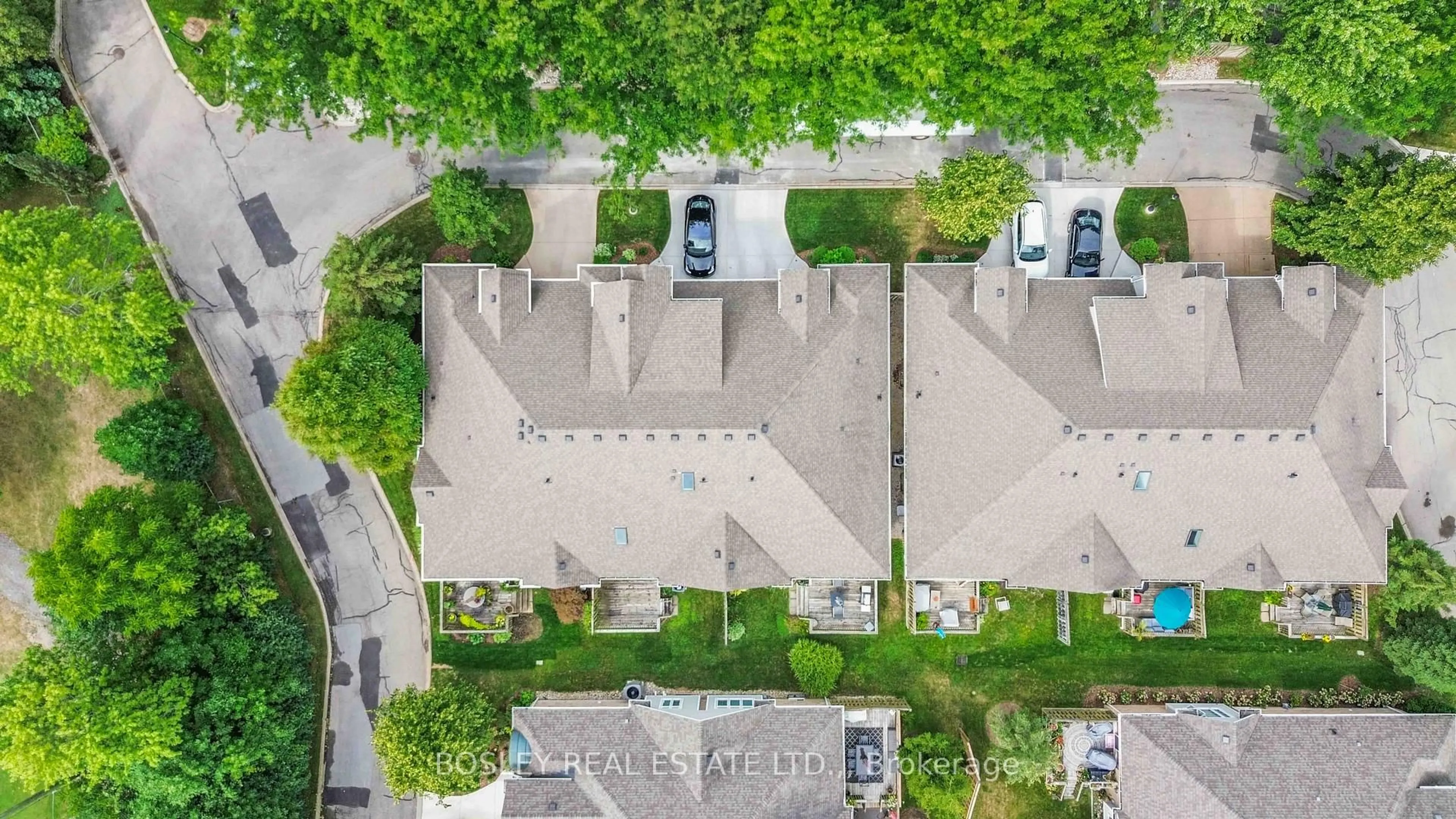 A pic from outside/outdoor area/front of a property/back of a property/a pic from drone, city buildings view from balcony for 308 Queenston St #14, St. Catharines Ontario L2P 2X4