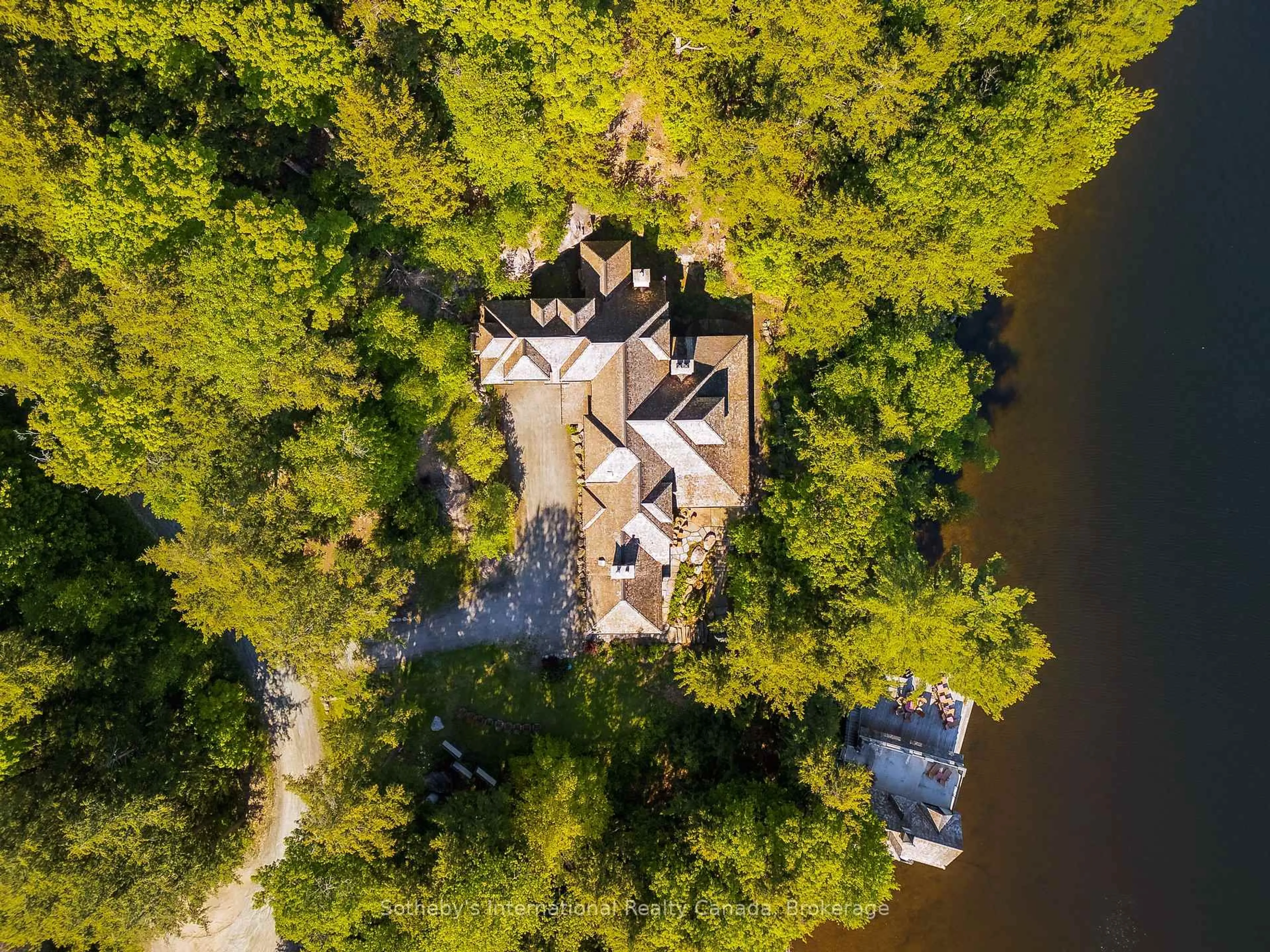 A pic from outside/outdoor area/front of a property/back of a property/a pic from drone, water/lake/river/ocean view for 4 Ditchburn Dr, Seguin Ontario P0C 1J0