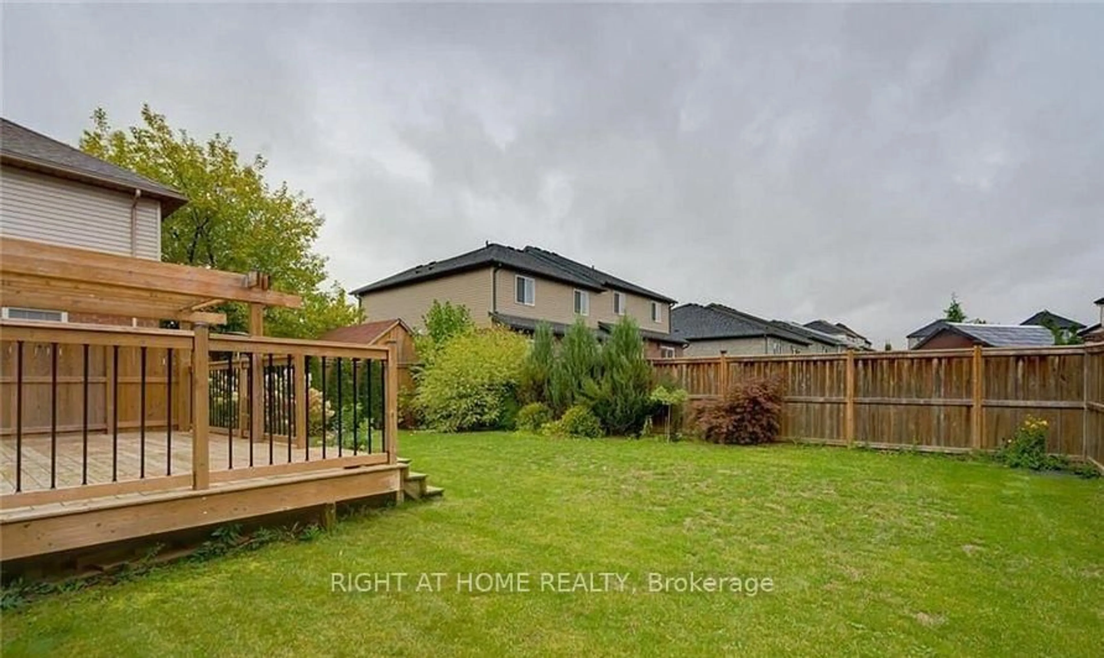 Patio, unknown for 448 Poldon Dr, Norwich Ontario N0J 1P0