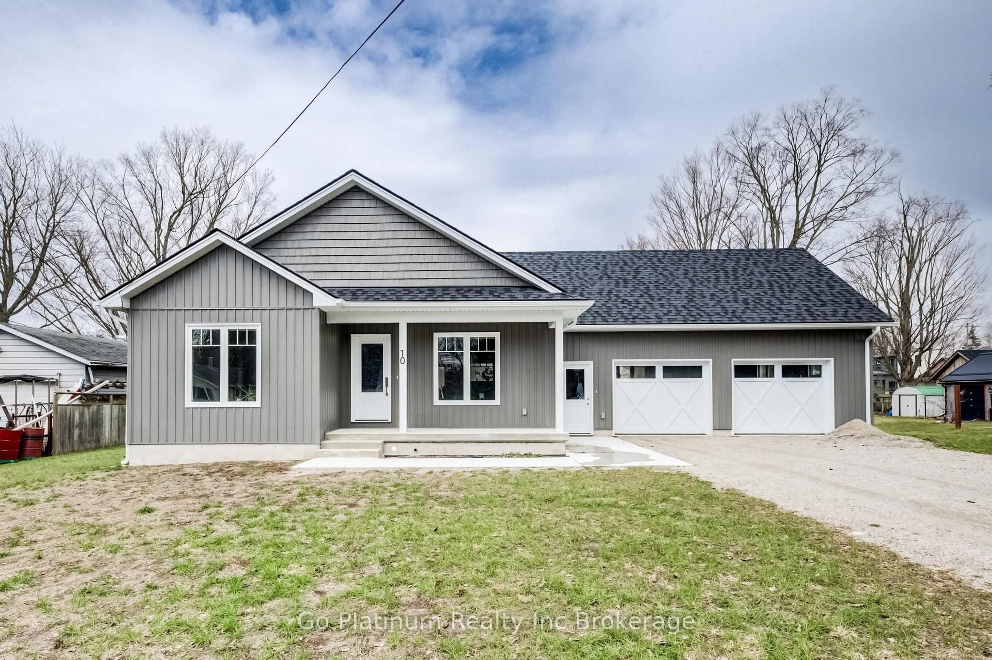 Home with vinyl exterior material, street for 10 Mill St, Norwich Ontario N0J 1R0