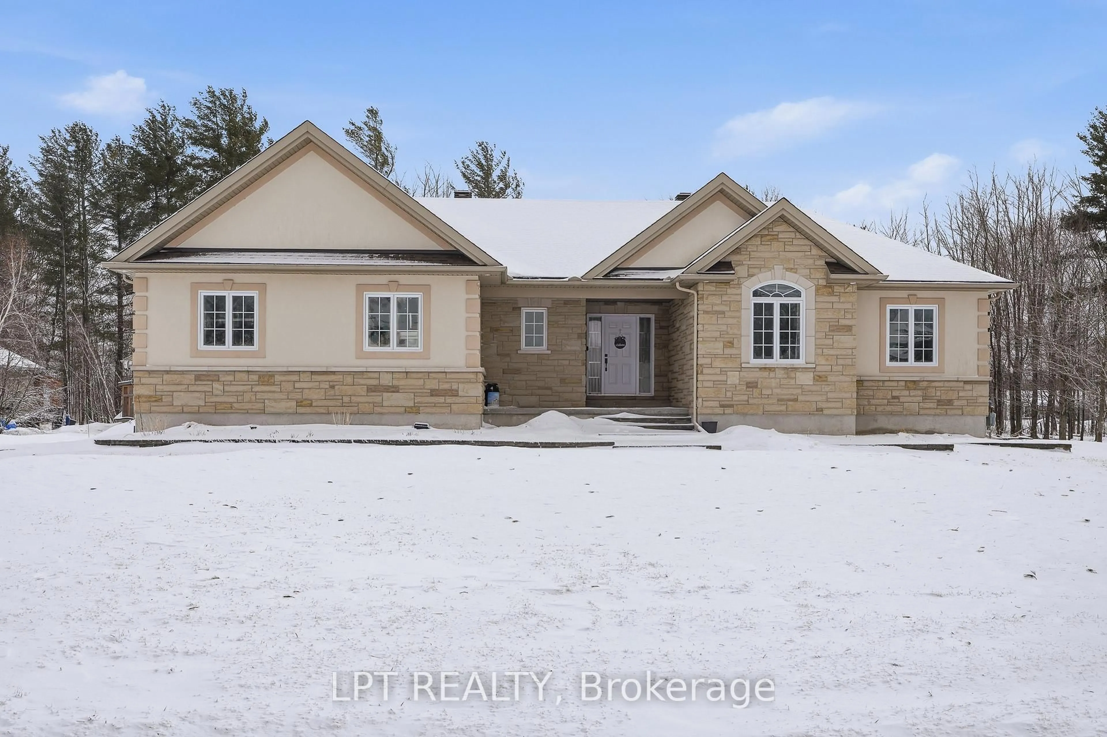 Unknown for 132 Moise-Gendron St, Clarence-Rockland Ontario K0A 1E0