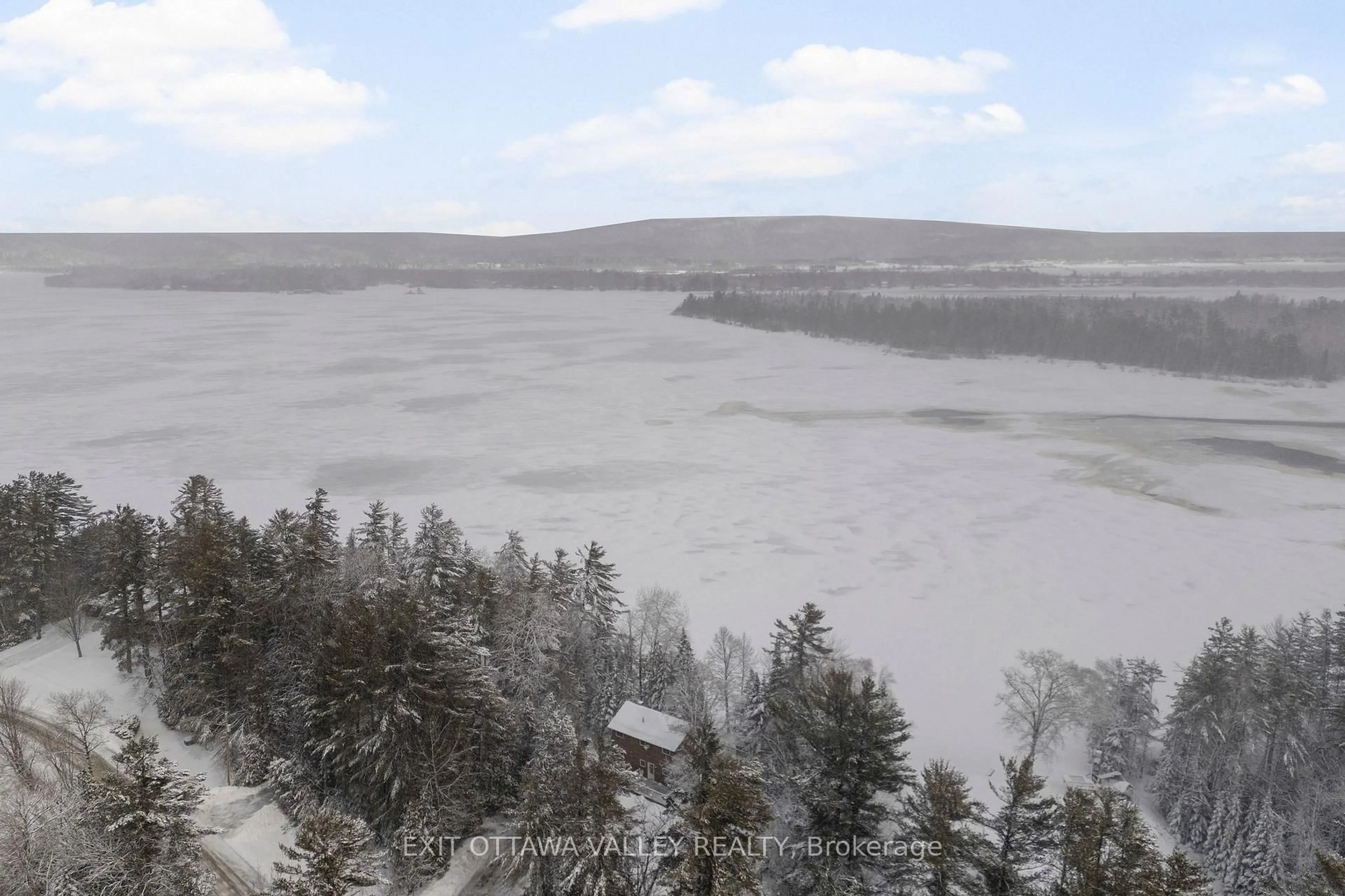 Blurry image for 164 Coulonge Lake Tr, Westmeath Ontario K0J 2L0