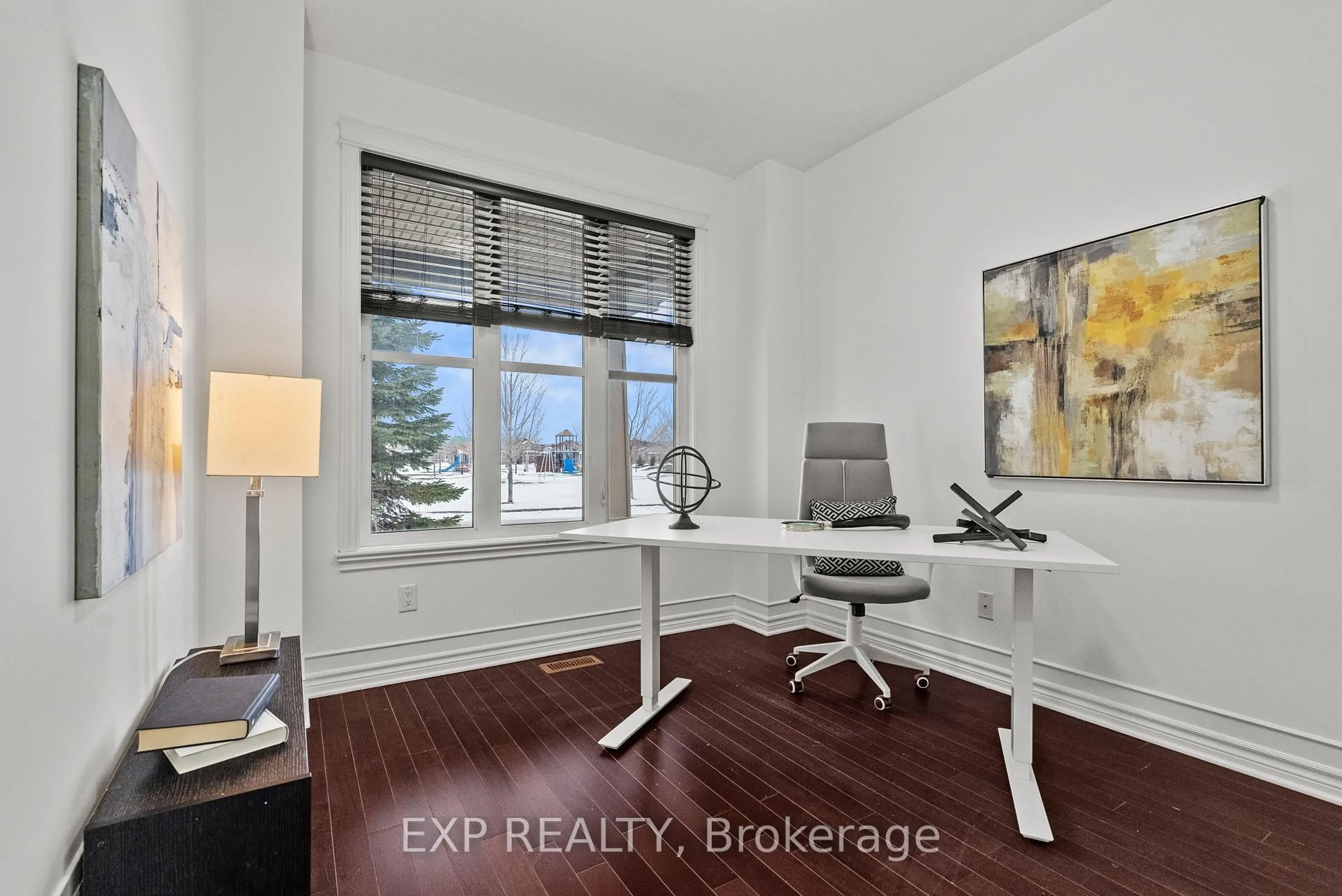 A pic of a room for 116 Watershield Rdge, Ottawa Ontario K2J 5T8