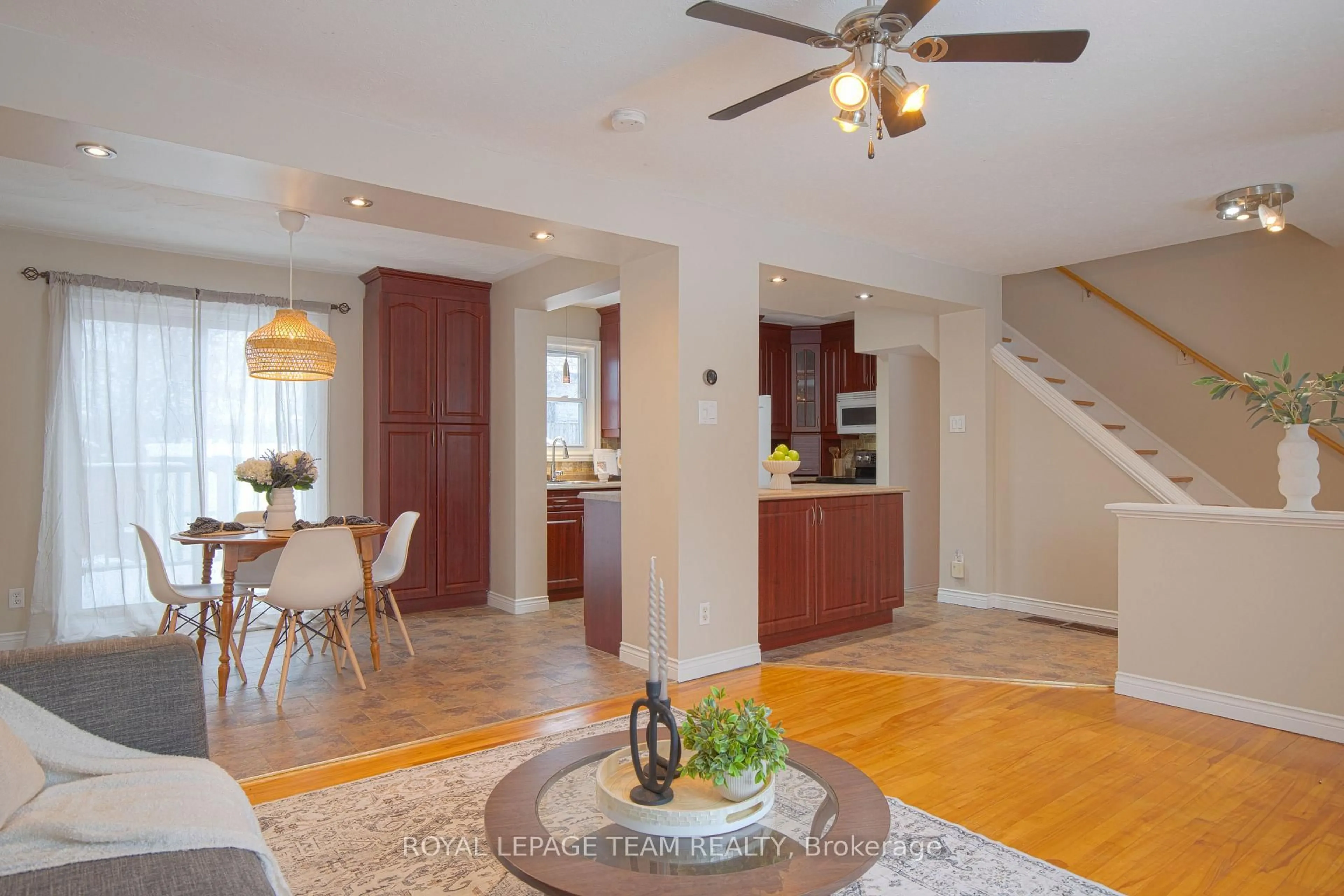 Open concept kitchen, unknown for 840 Borthwick Ave, Ottawa Ontario K1K 2M8