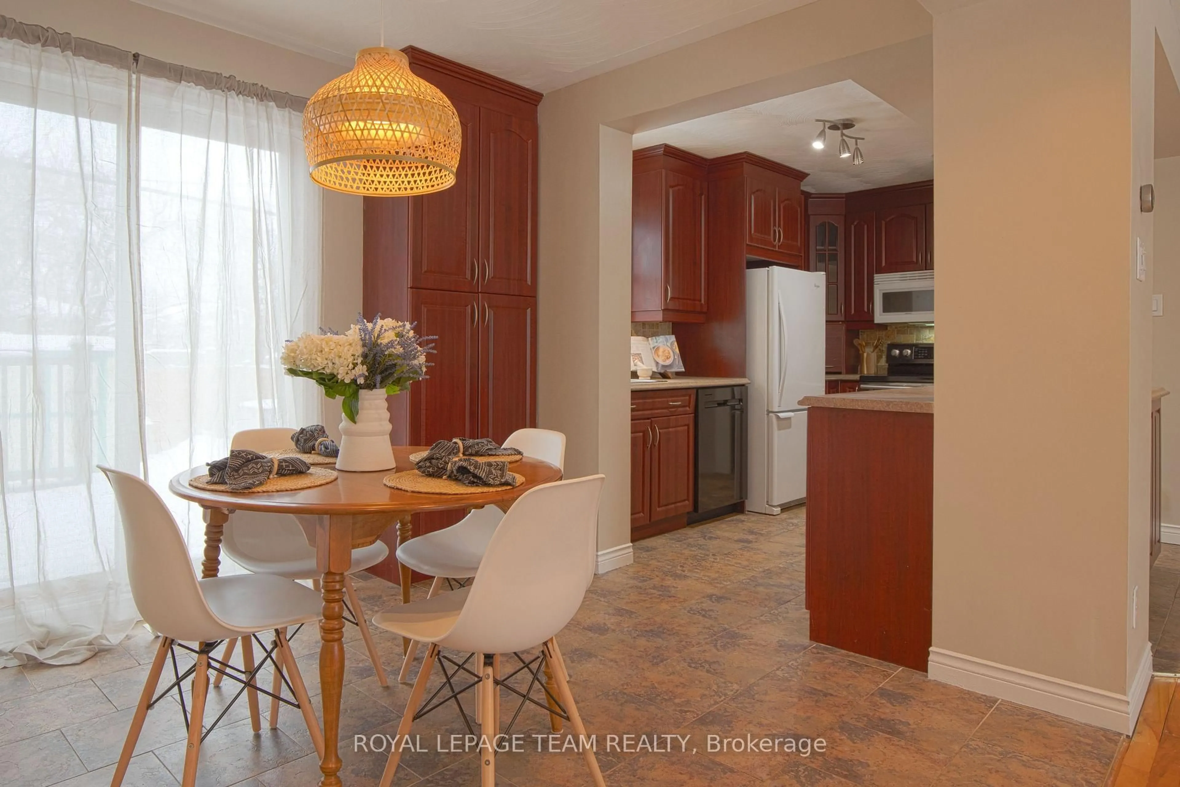 Open concept kitchen, unknown for 840 Borthwick Ave, Ottawa Ontario K1K 2M8