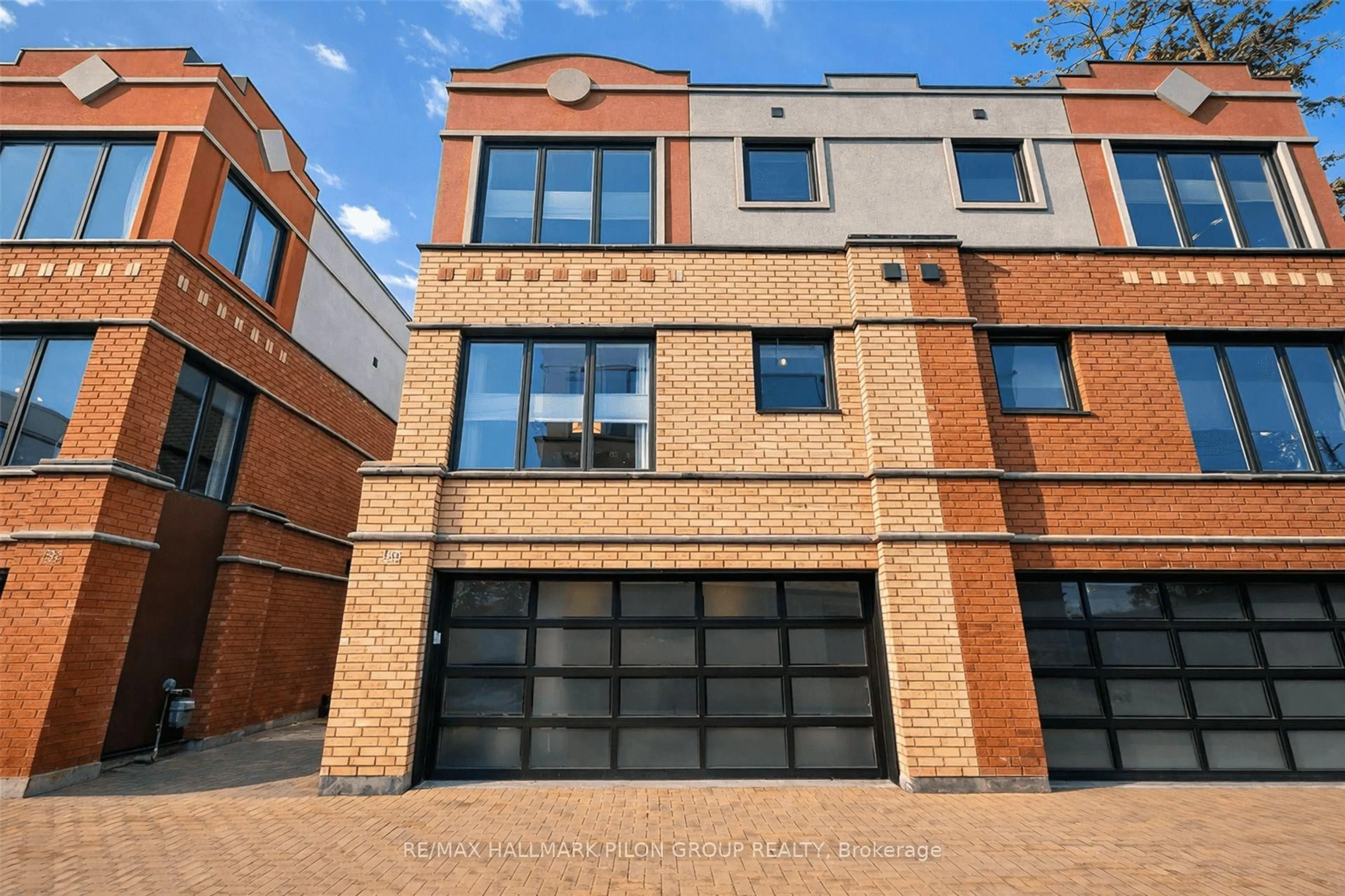 Home with brick exterior material, building for 140 Connemara Private, Ottawa Ontario K2H 0A7