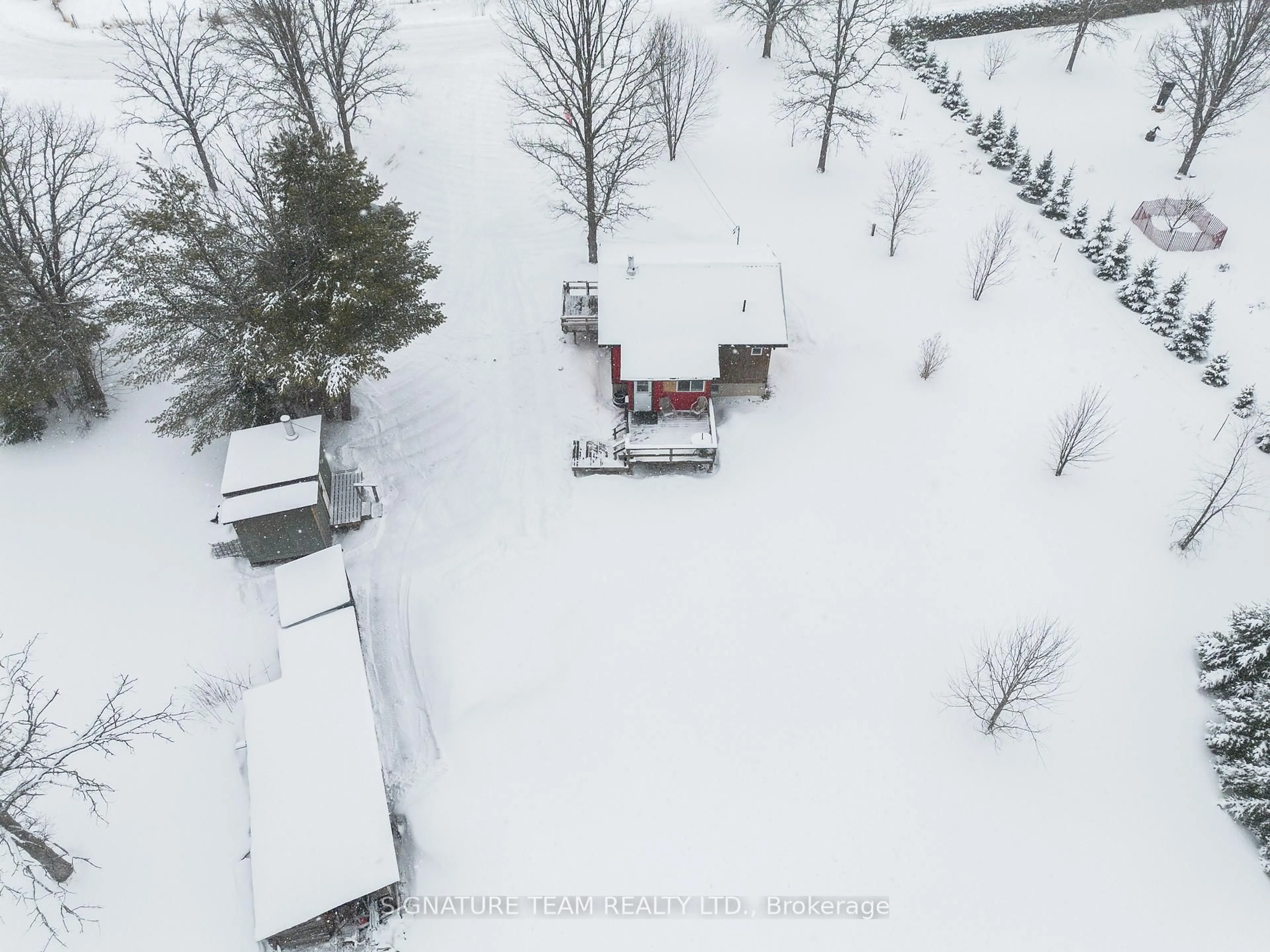 A pic from outside/outdoor area/front of a property/back of a property/a pic from drone, street for 1131 Wright Rd, Westmeath Ontario K0J 2L0