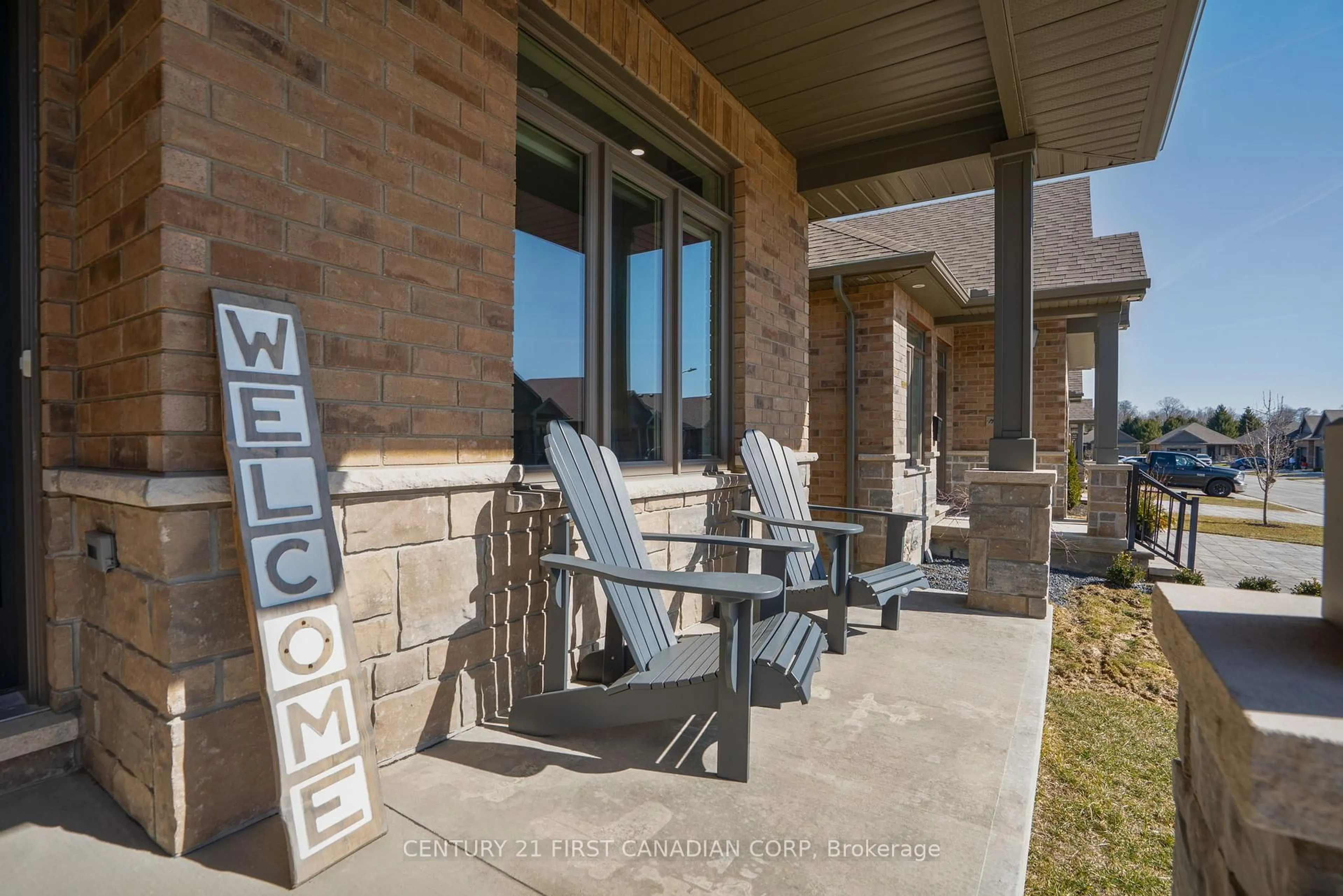 Patio, unknown for 159 Collins Way #19, Strathroy-Caradoc Ontario N7G 0G8