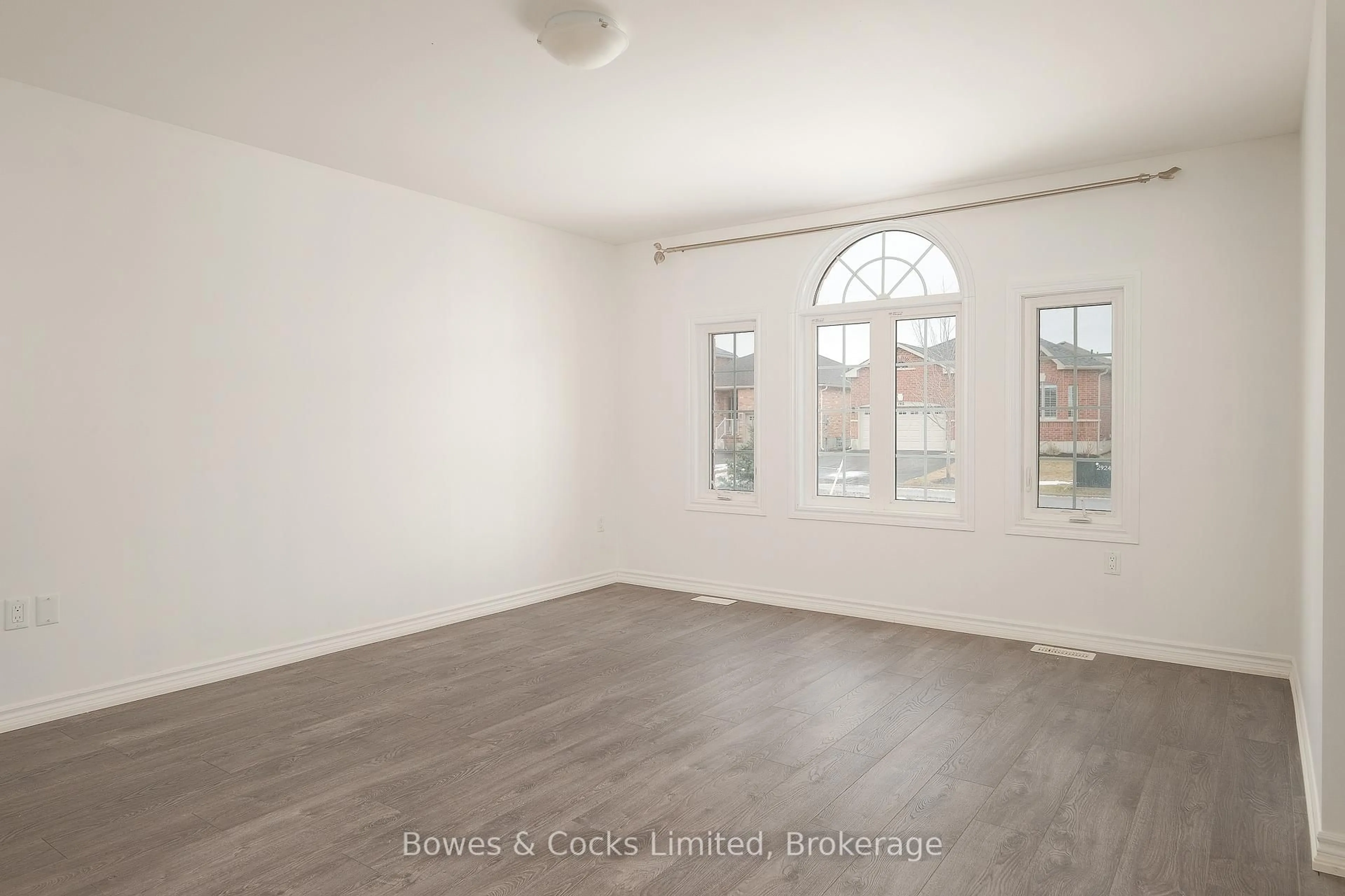 A pic of a room for 147 Springdale Dr, Kawartha Lakes Ontario K9V 0N1