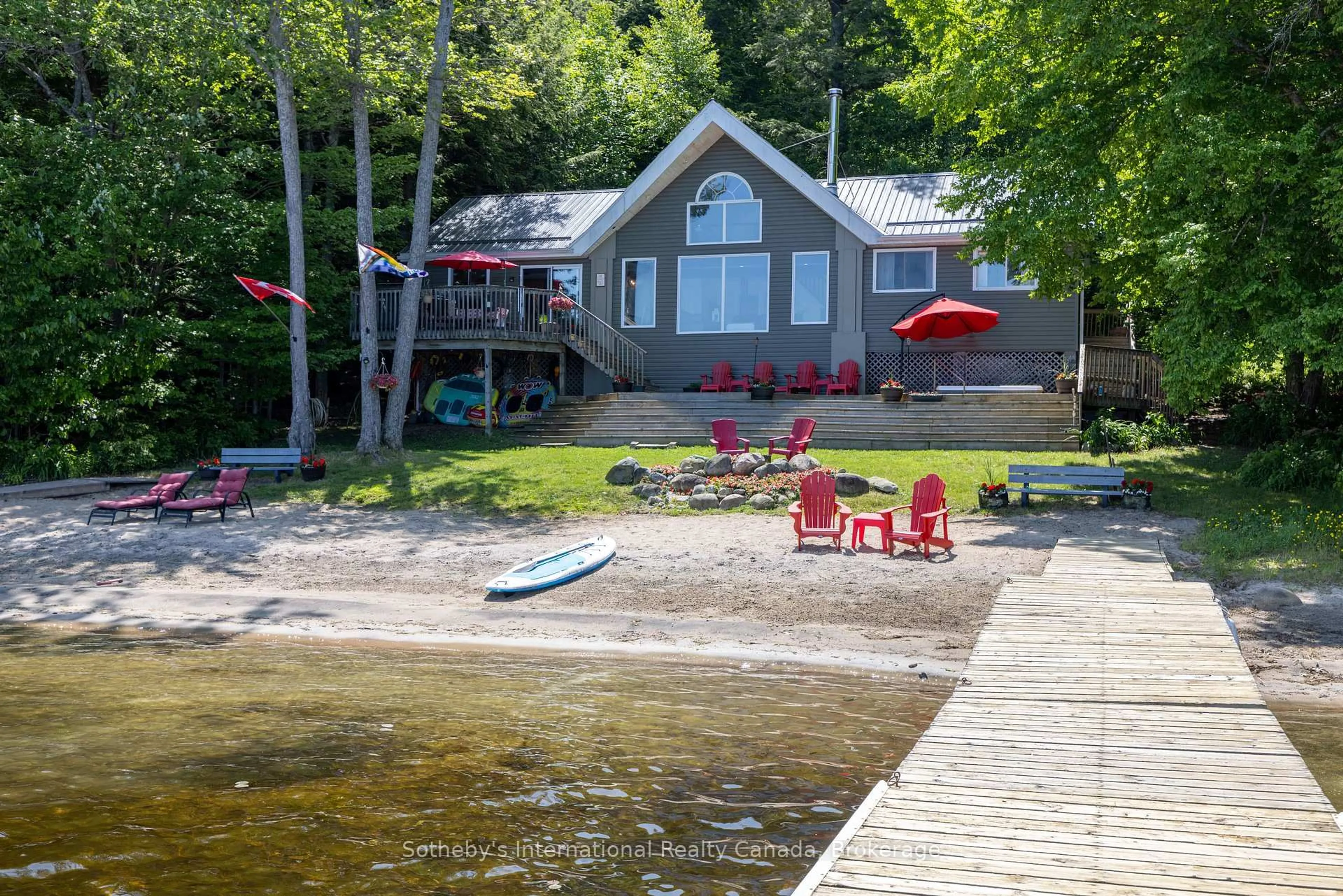 Patio, water/lake/river/ocean view for 71 B717 Island, The Archipelago Ontario P2A 2W8