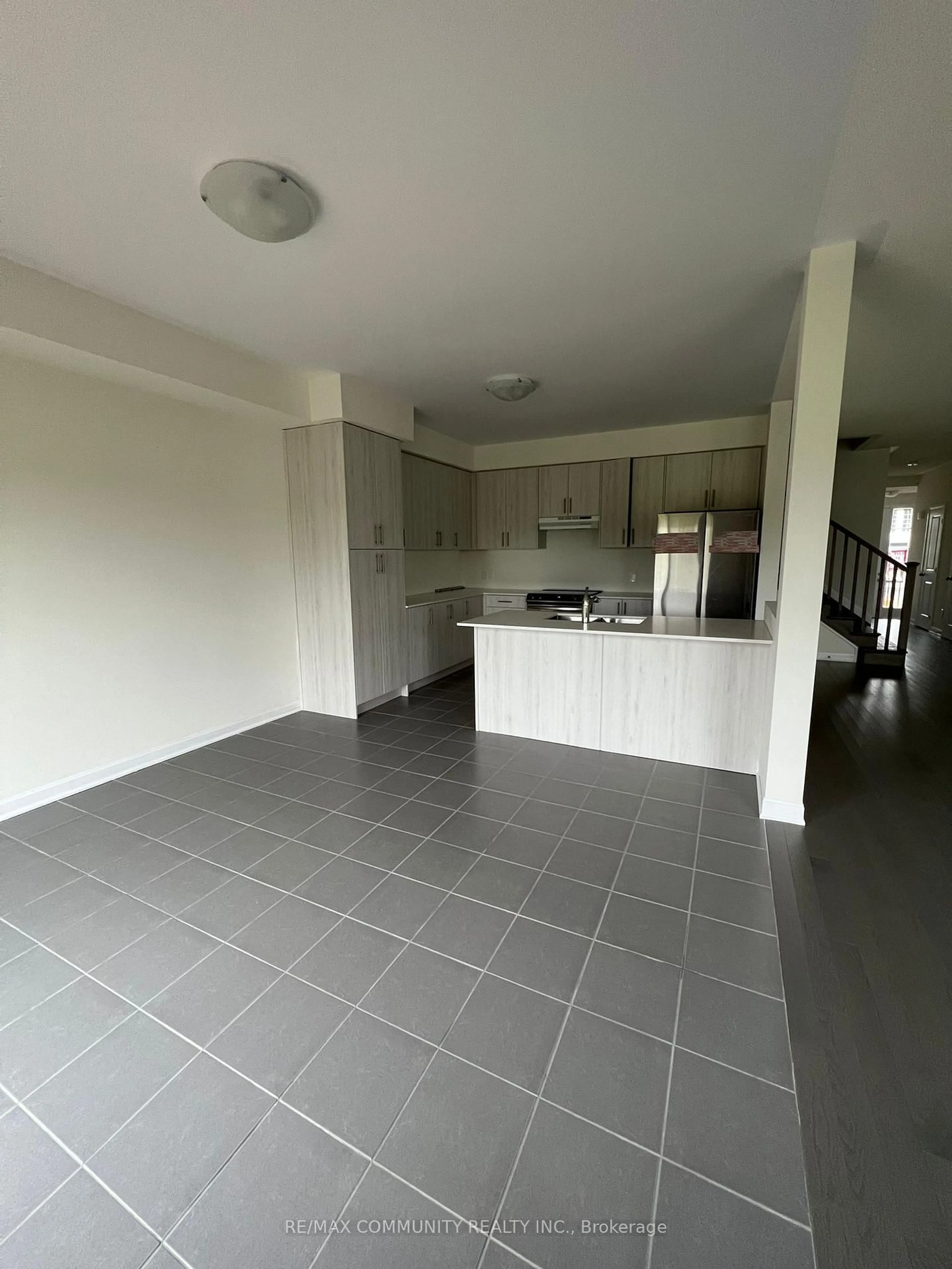 Standard kitchen, unknown for 110 Oakmont Dr, Bath Ontario K0H 1G0