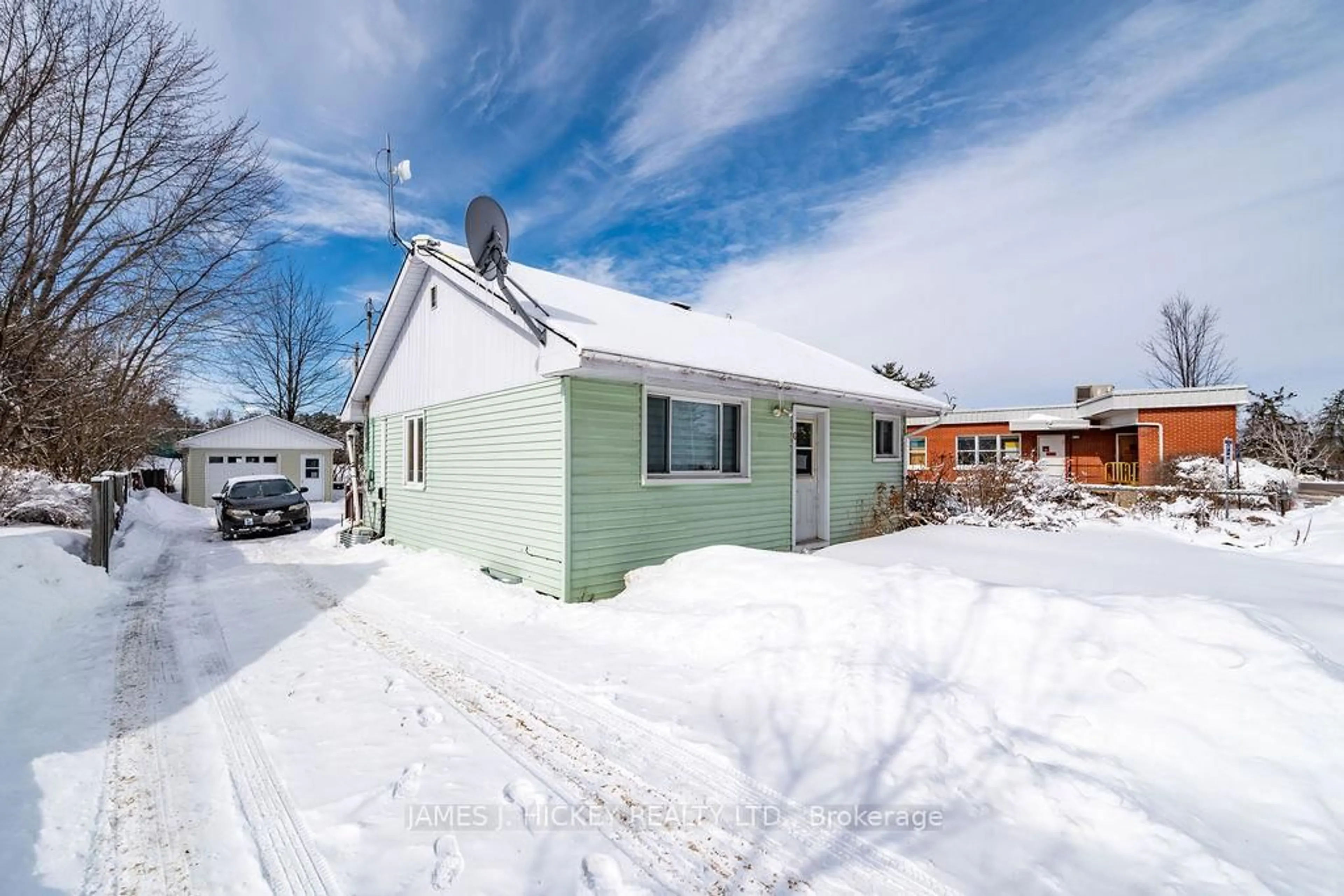 Unknown for 6 Hillcrest Ave, Deep River Ontario K0J 1P0