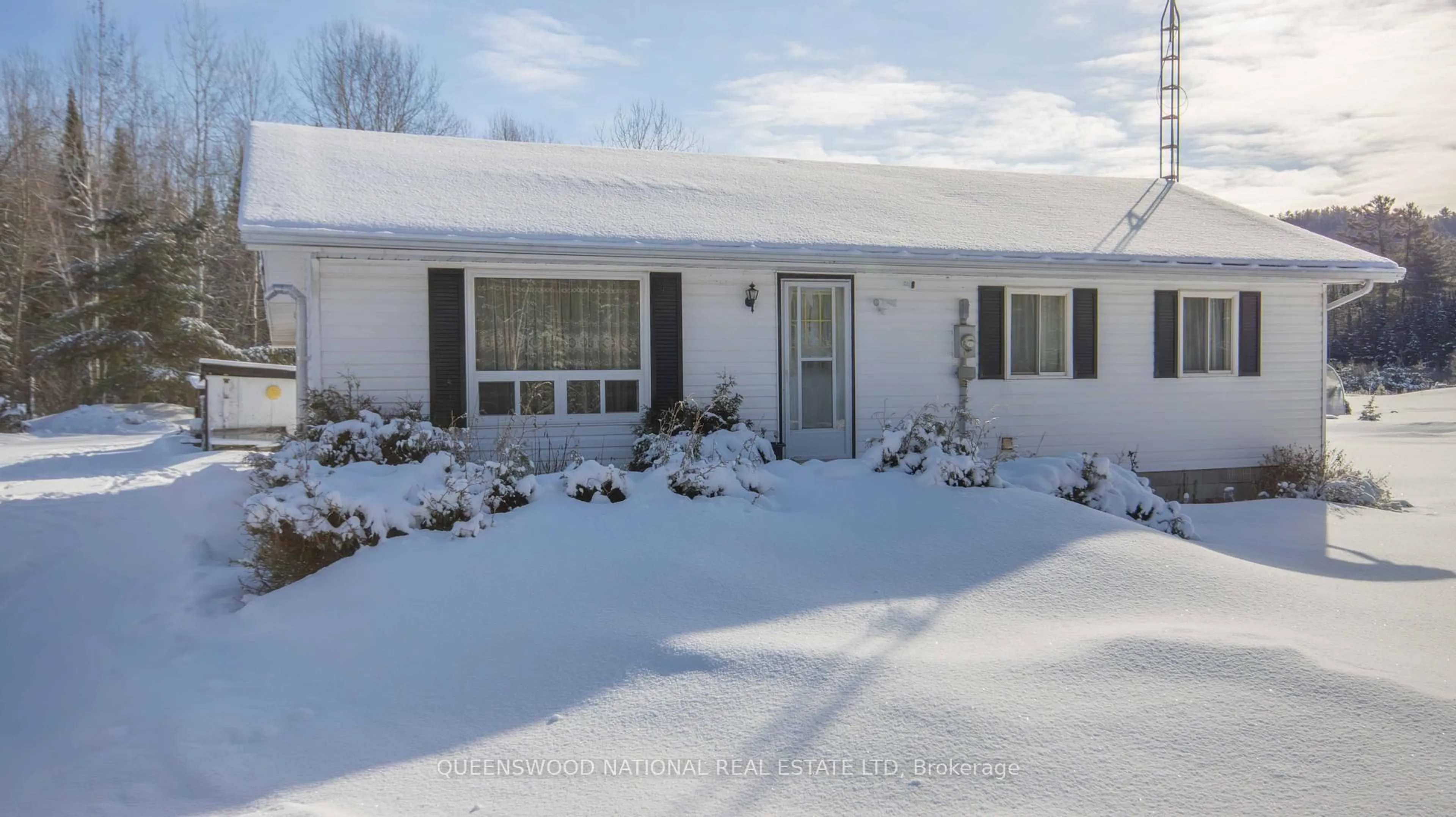 Home with vinyl exterior material, street for 2013 Spence Rd, Palmer Rapids Ontario K0J 2E0