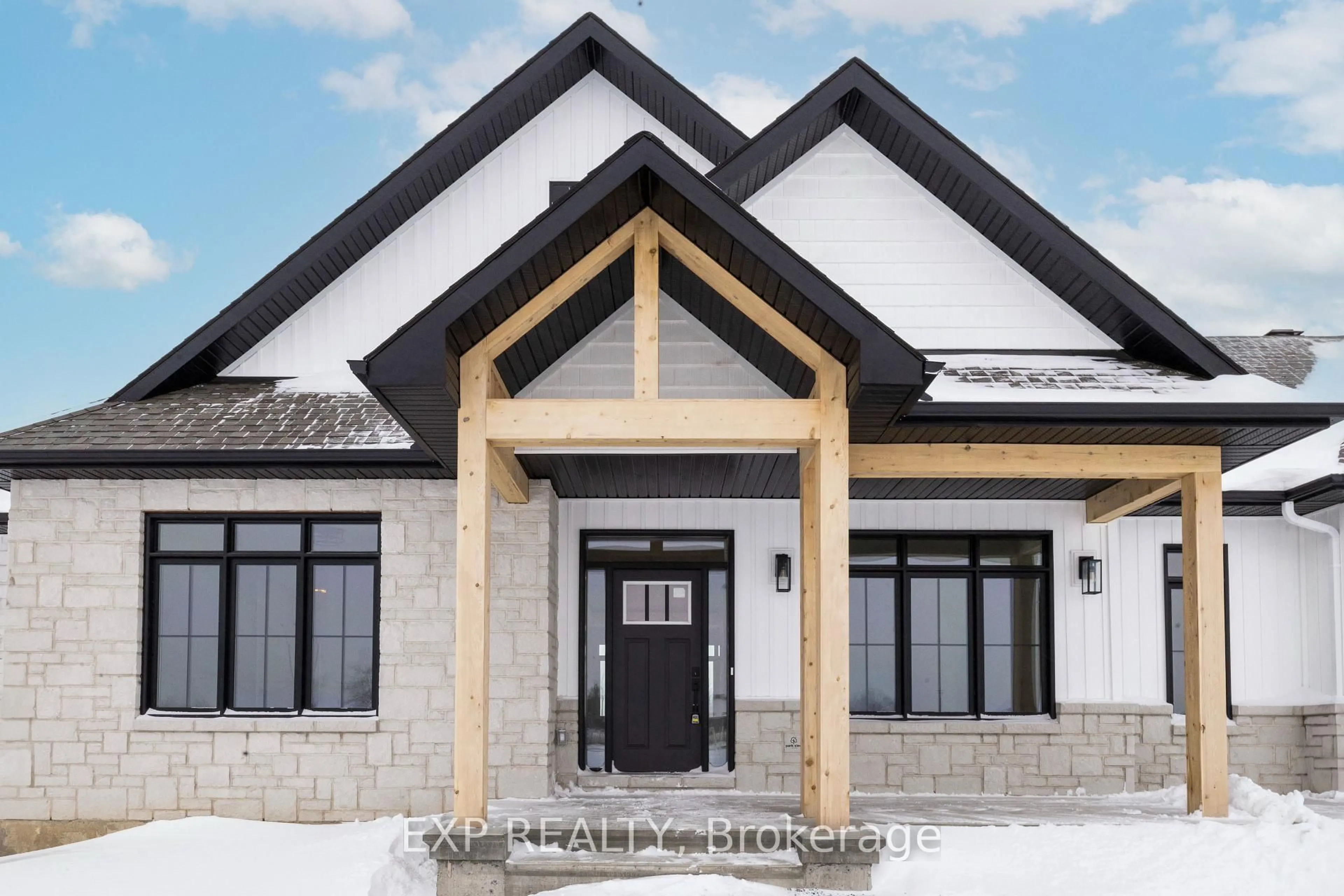 Unknown for 228 Trudeau Cres, Russell Ontario K4R 1E5