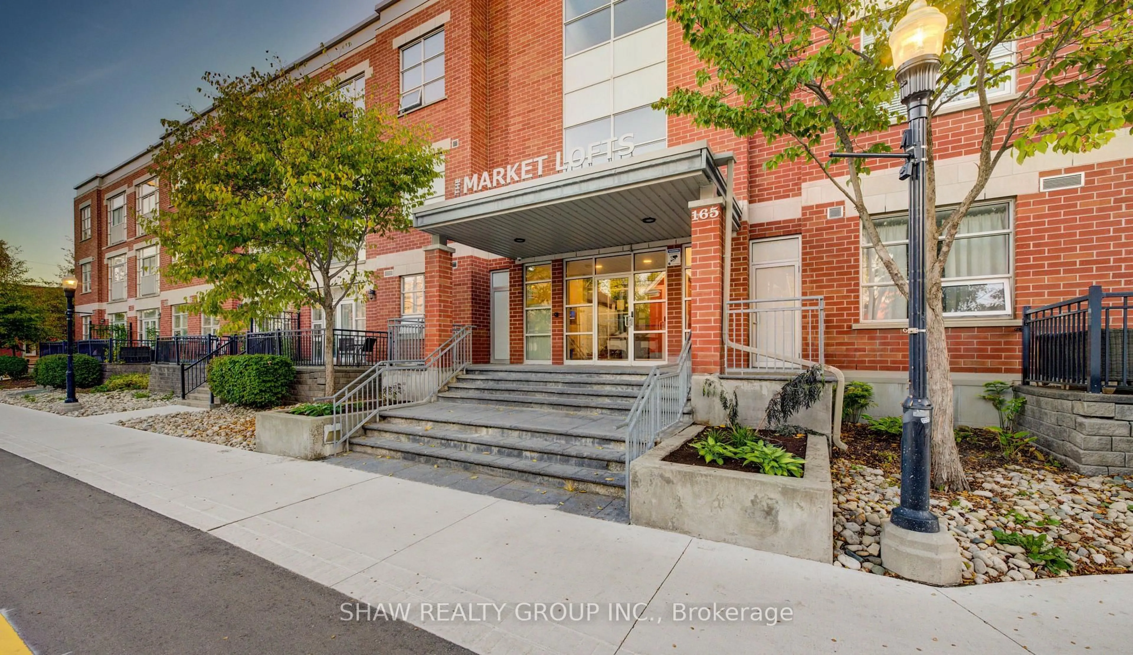 Unknown for 165 Duke St #202, Kitchener Ontario N2H 6T8